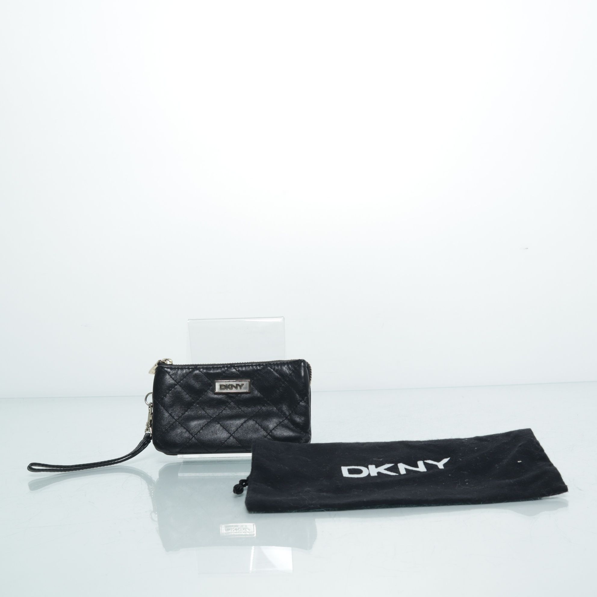 DKNY