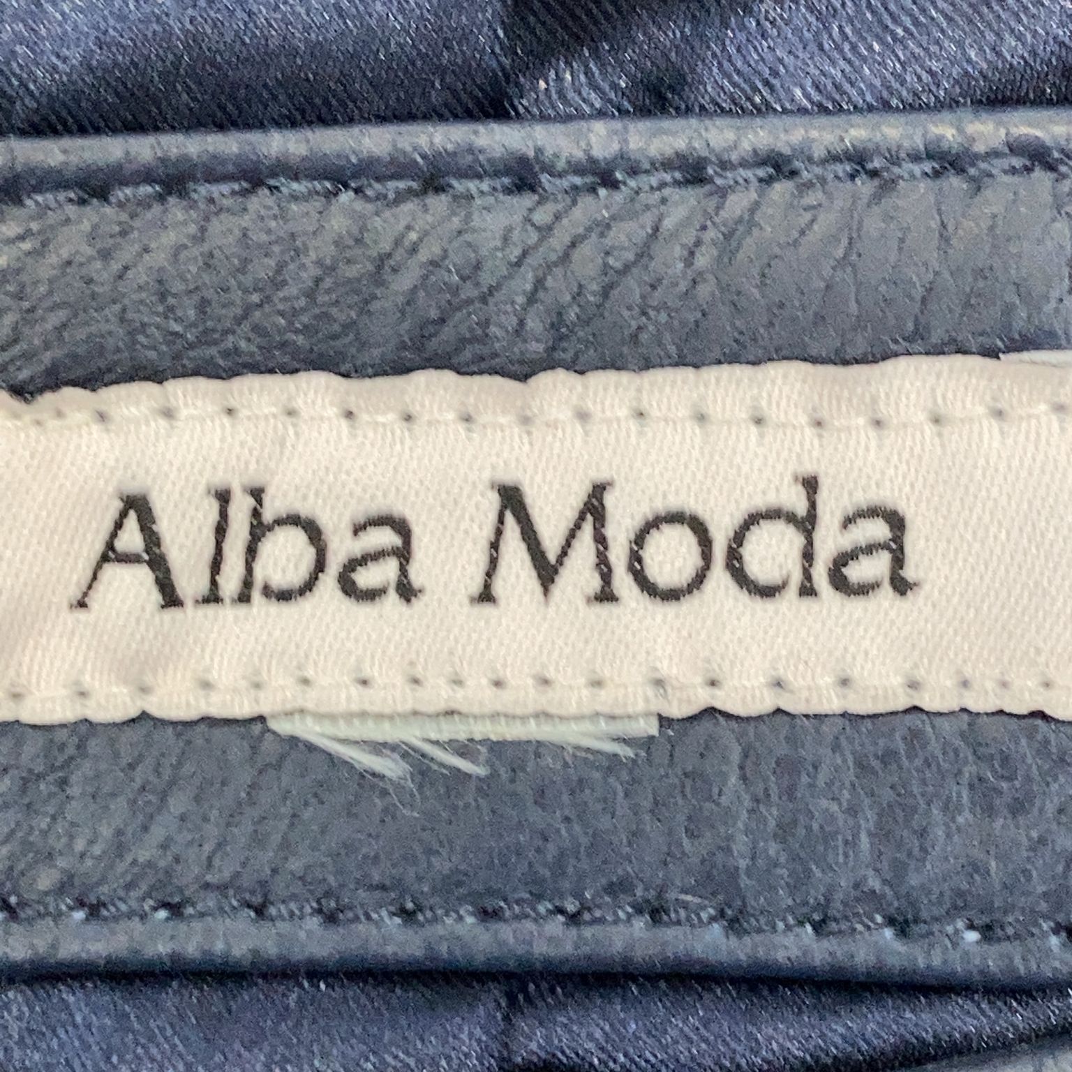 Alba Moda