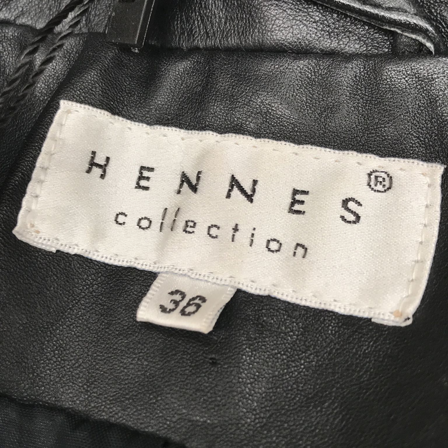 Hennes Collection