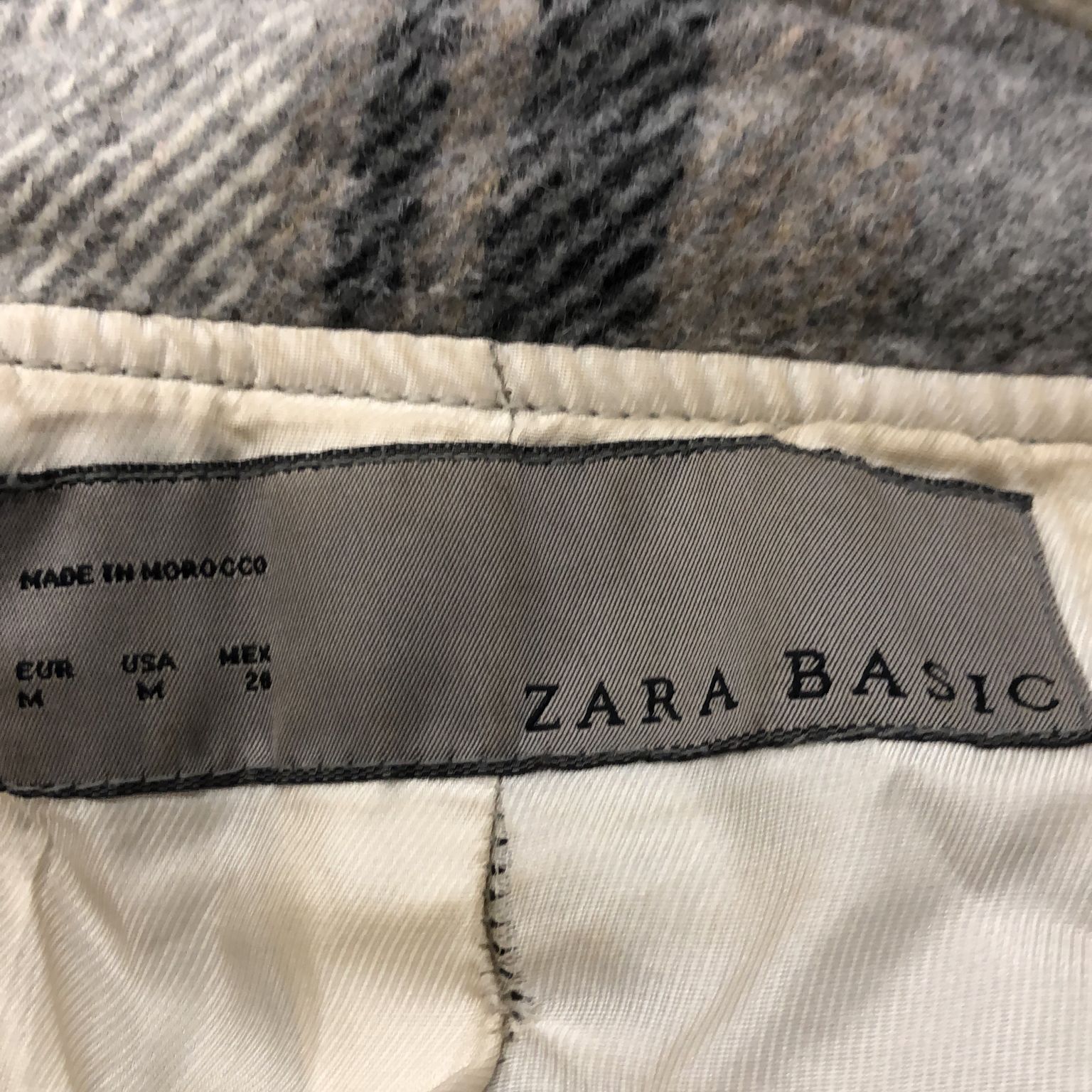 Zara Basic