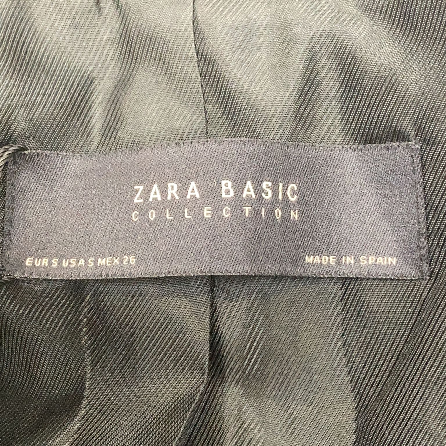 Zara Basic