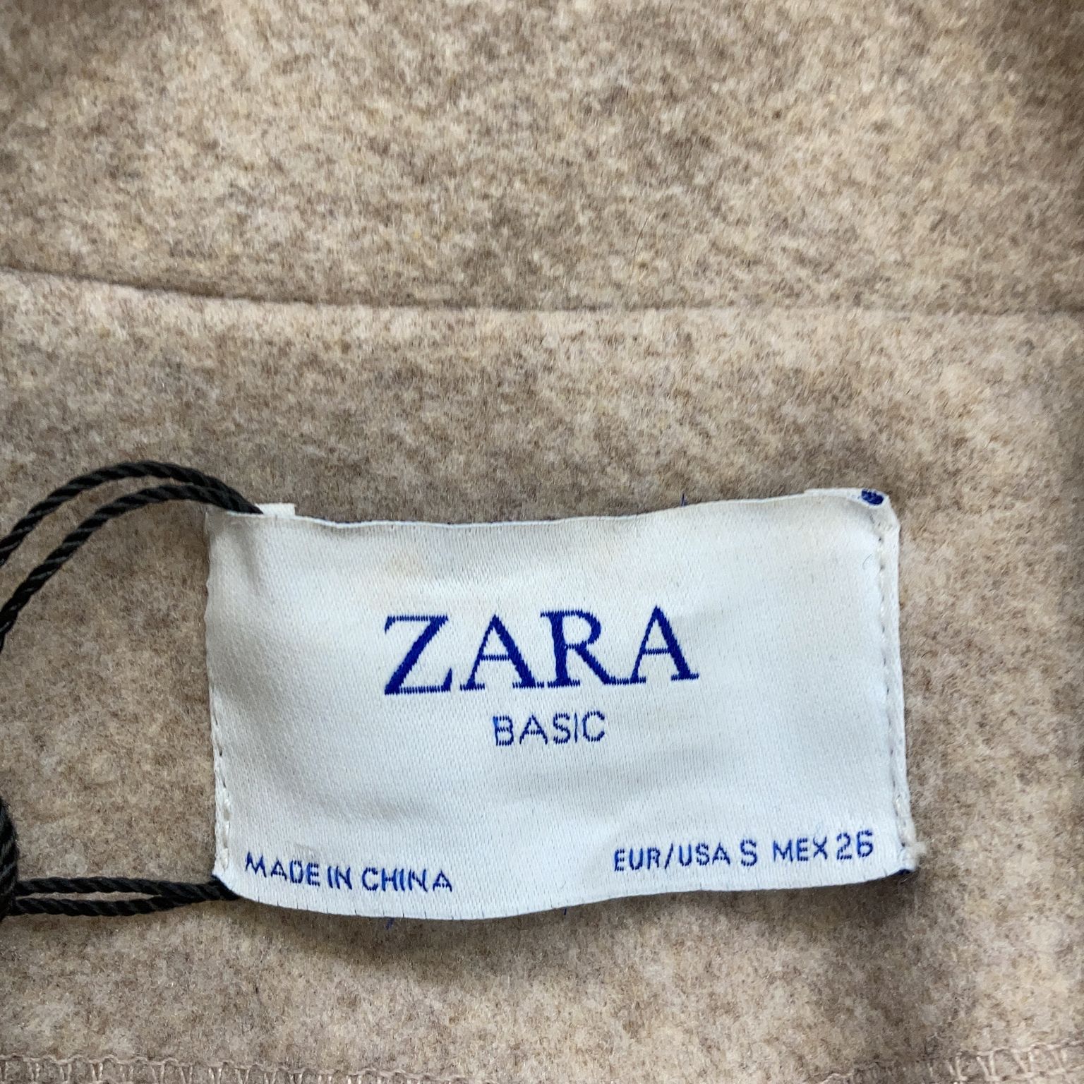 Zara Basic