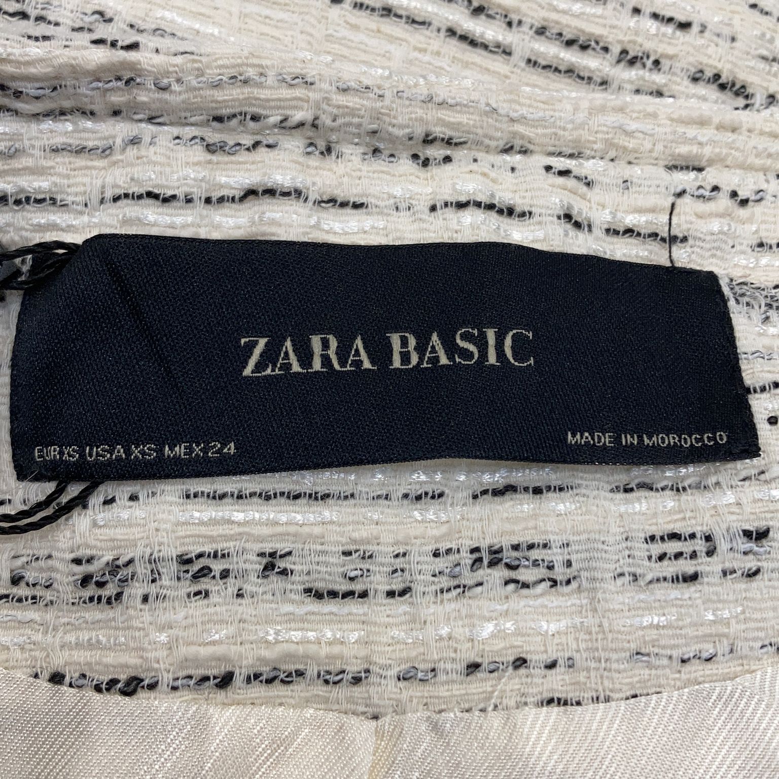 Zara Basic