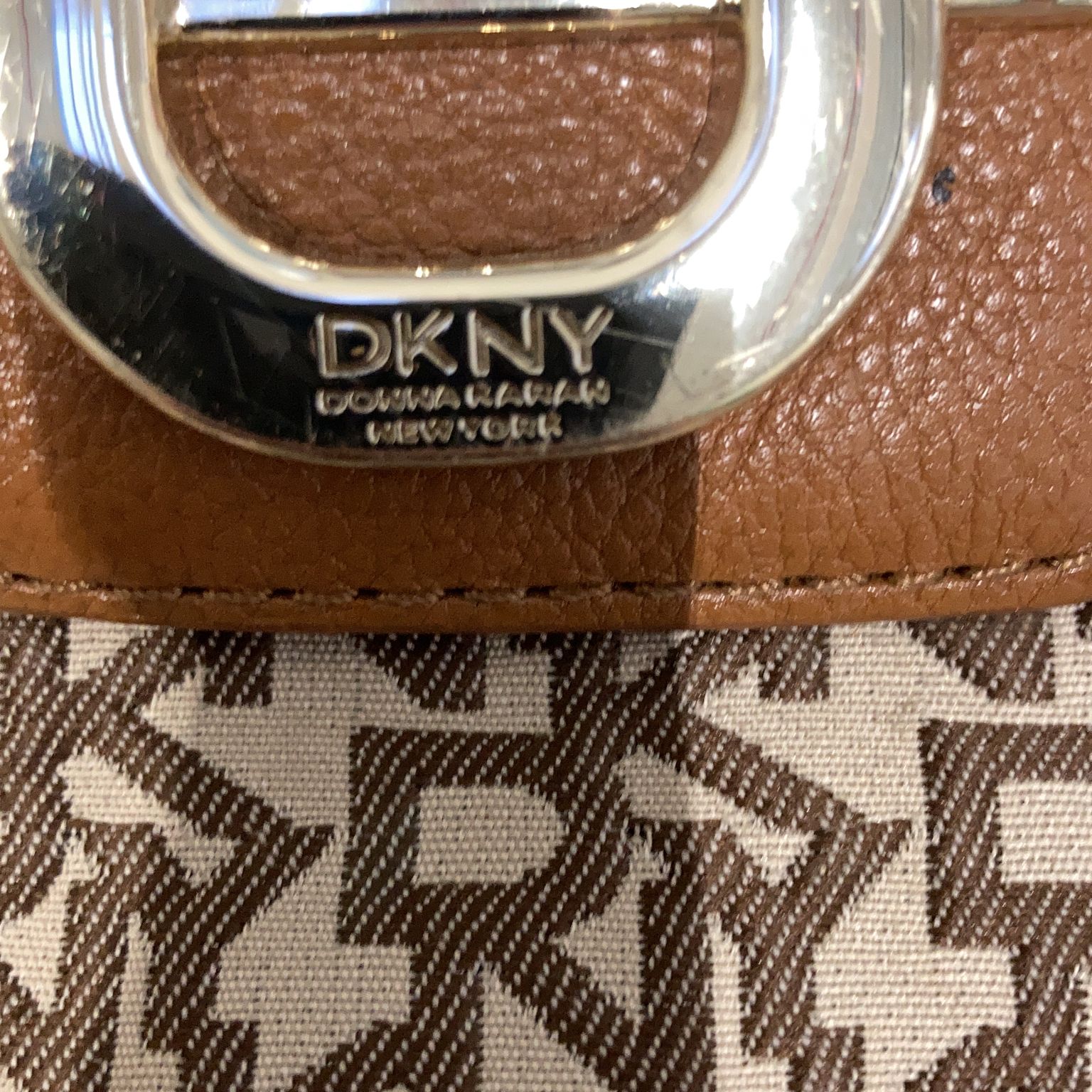 DKNY