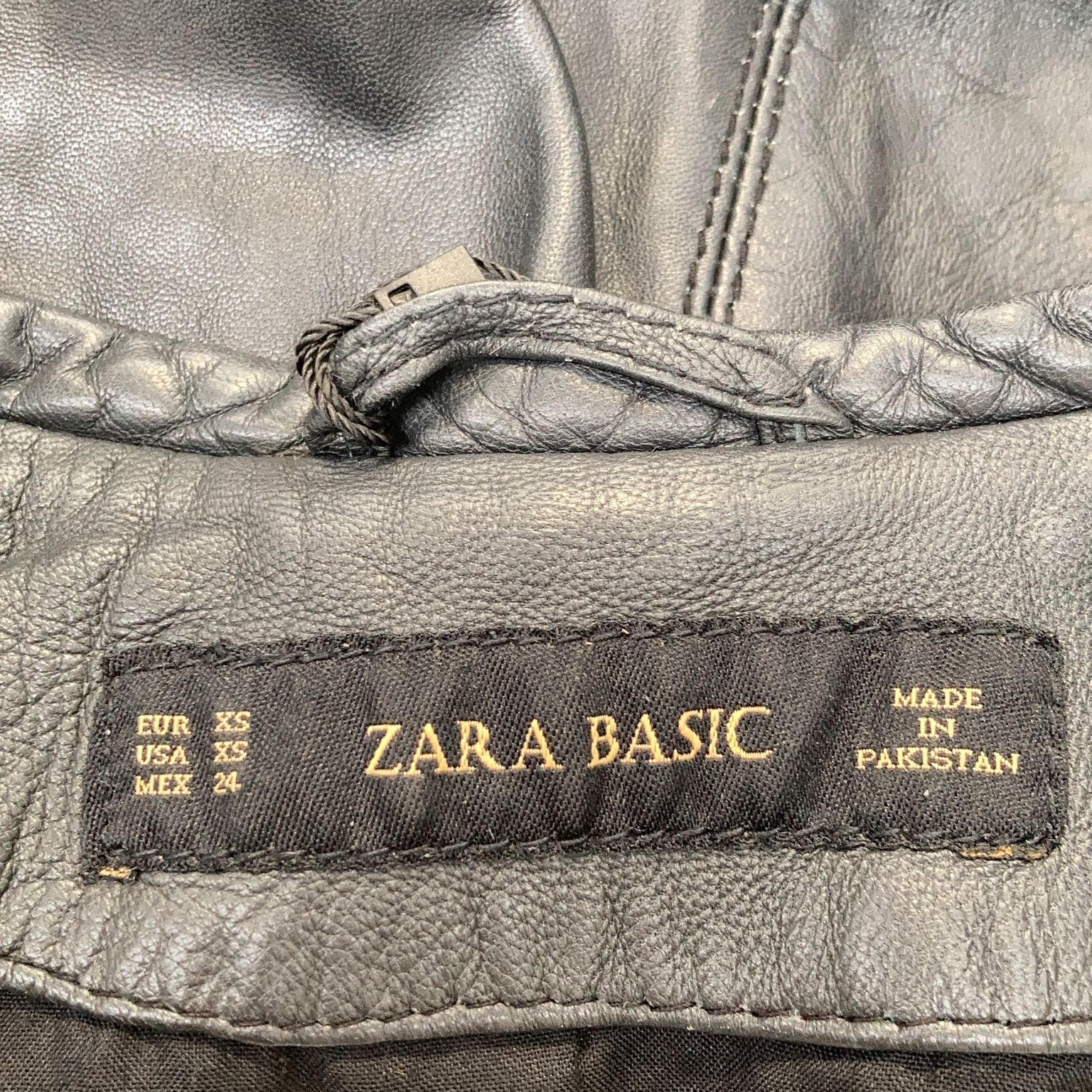 Zara Basic