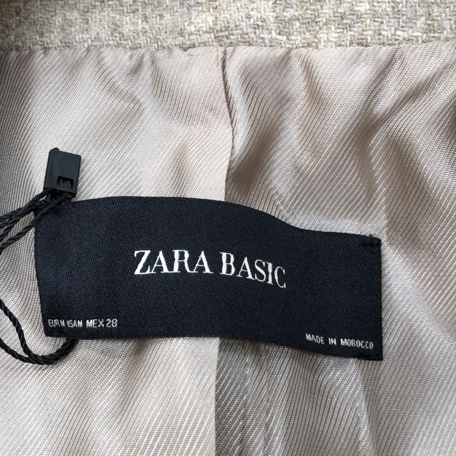 Zara Basic