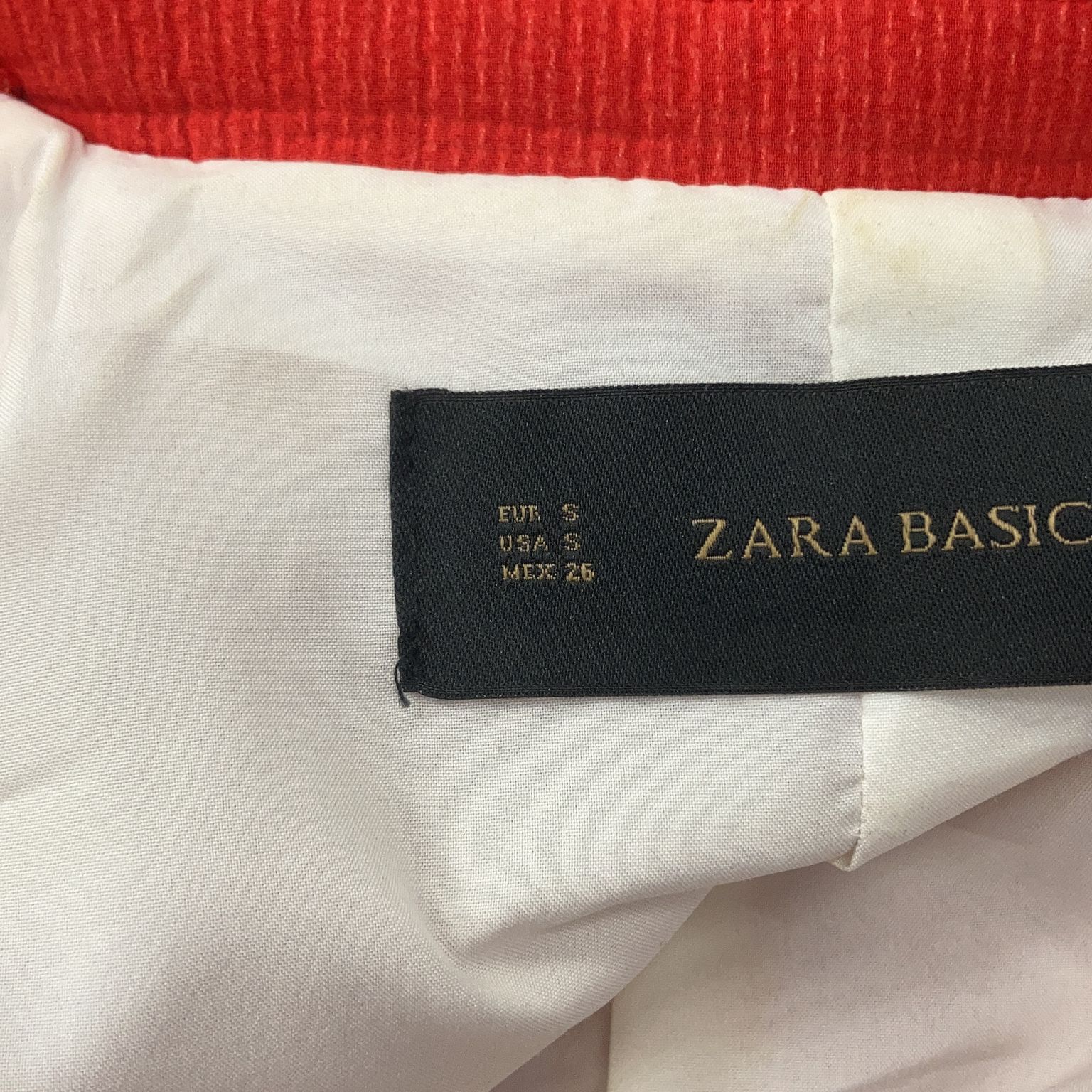 Zara Basic