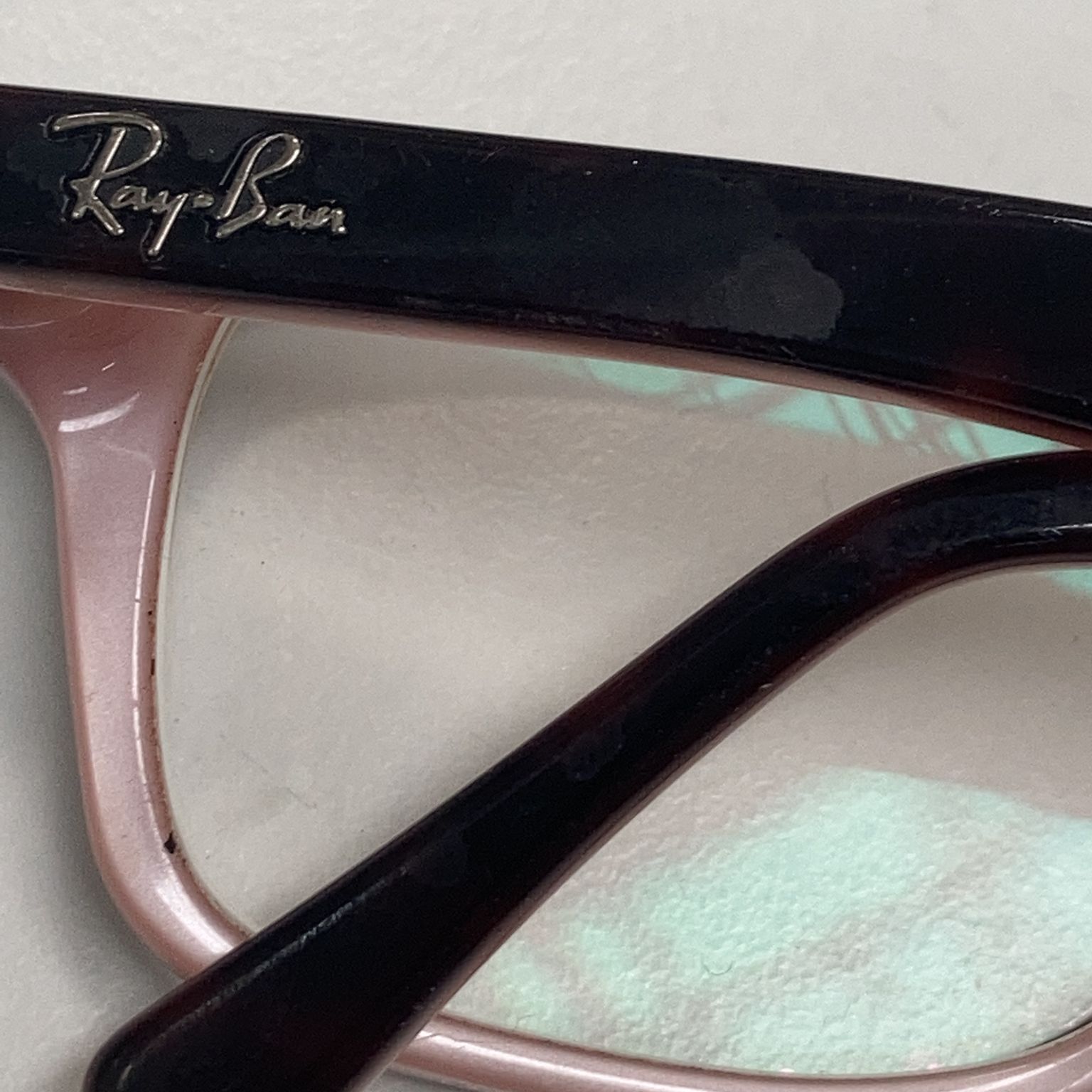 Ray-Ban