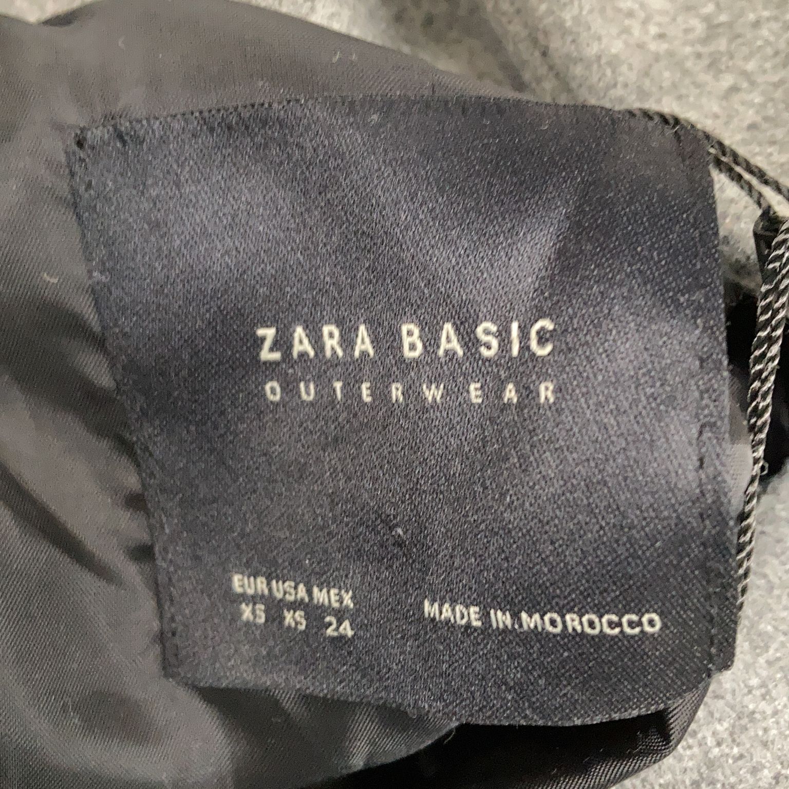 Zara Basic