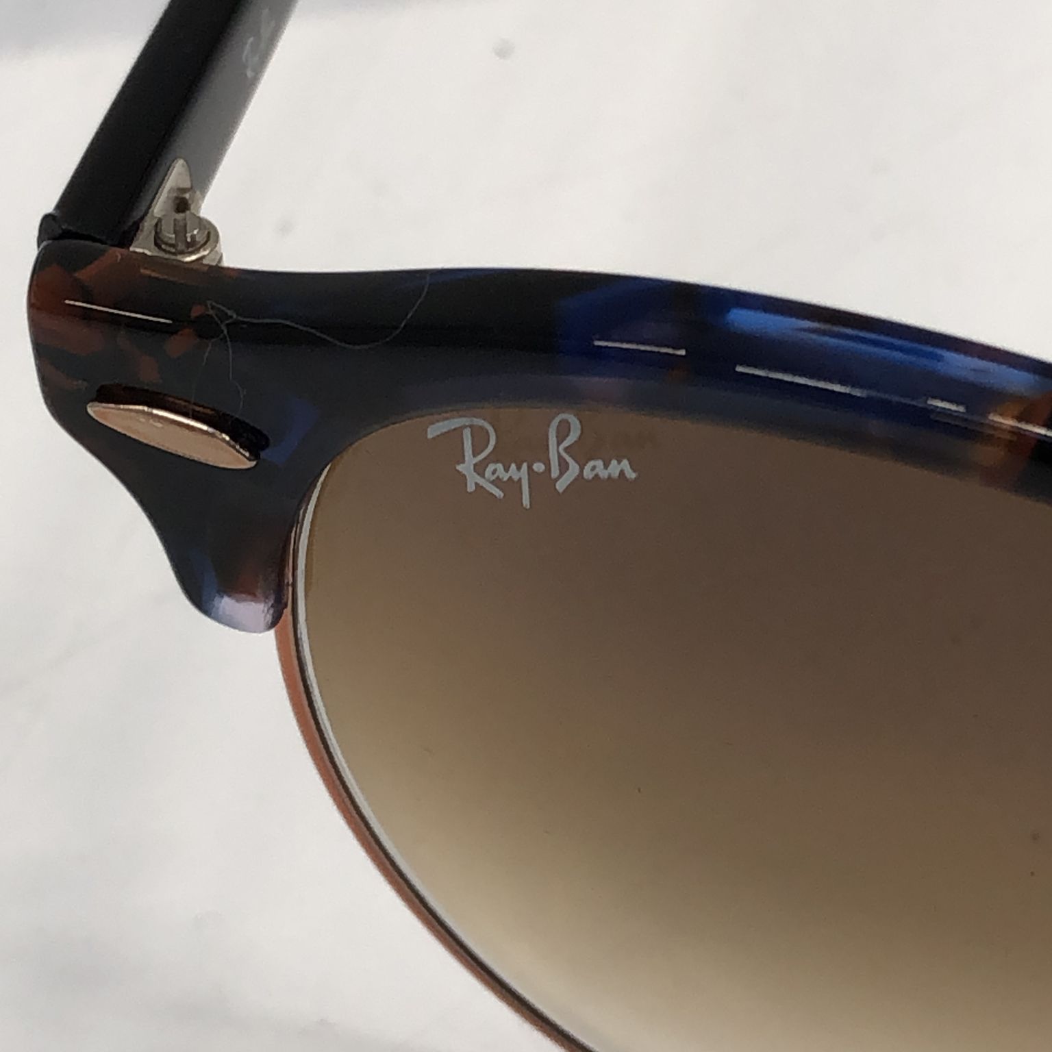 Ray-Ban