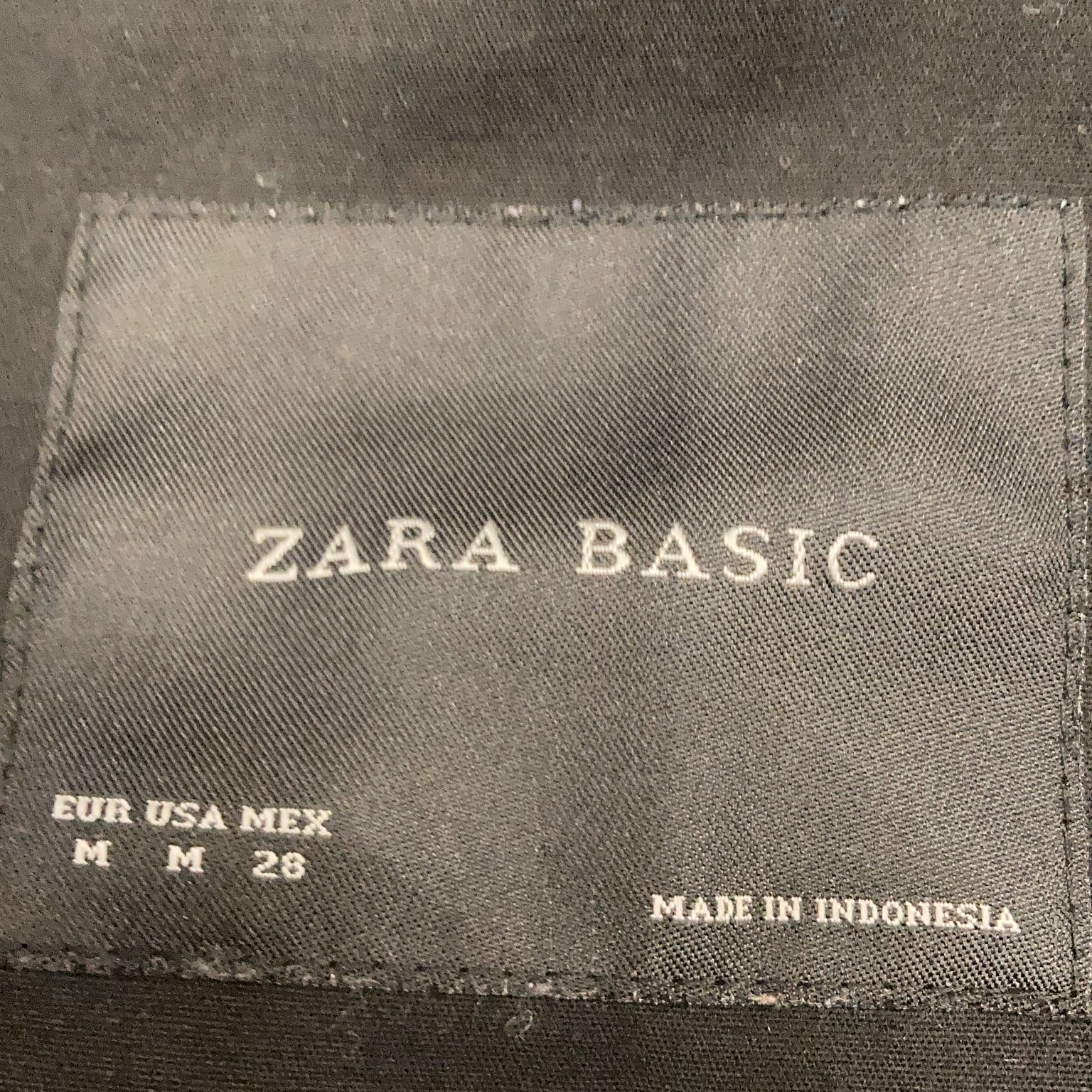 Zara Basic