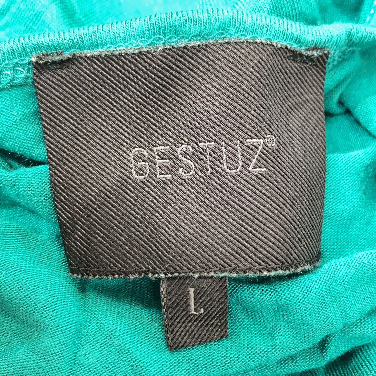 Gestuz