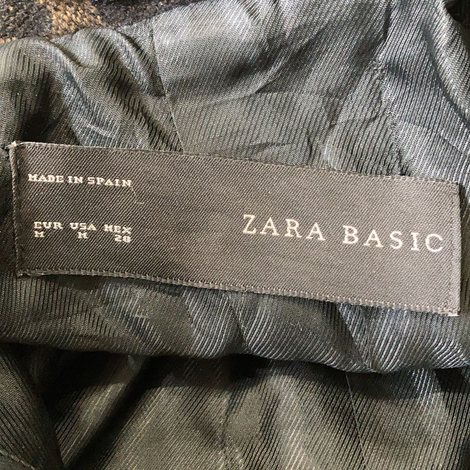 Zara Basic