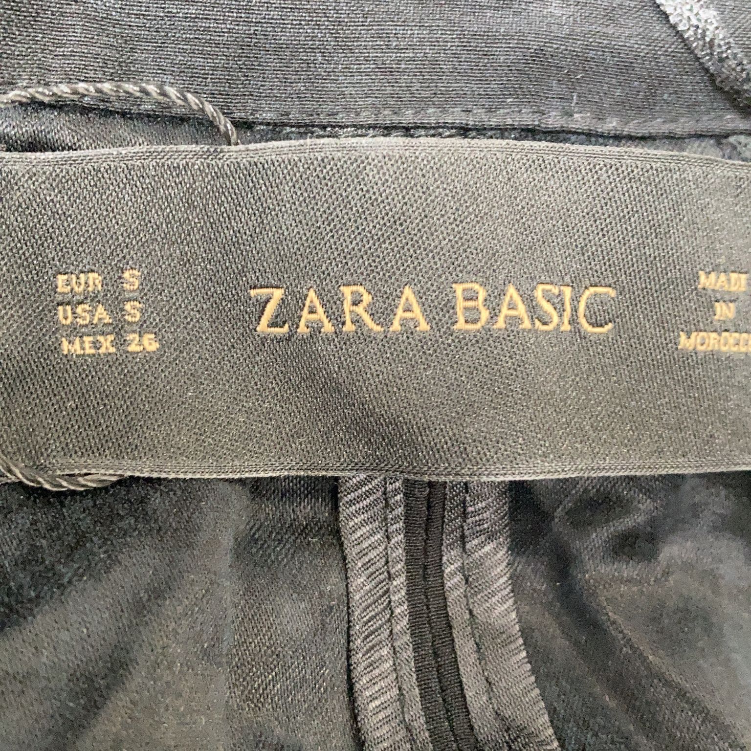 Zara Basic