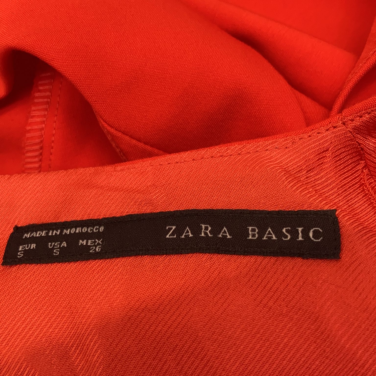 Zara Basic