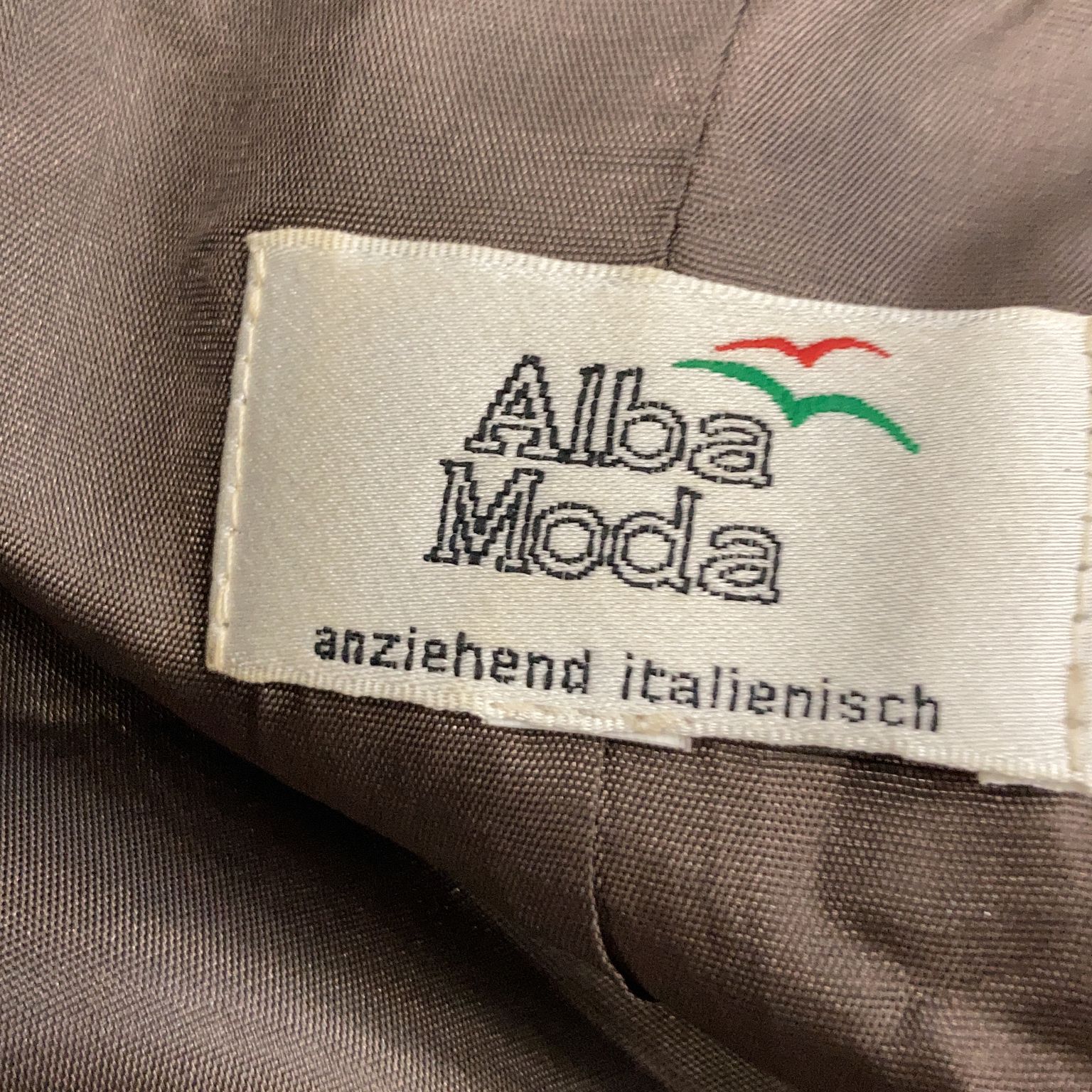 Alba Moda