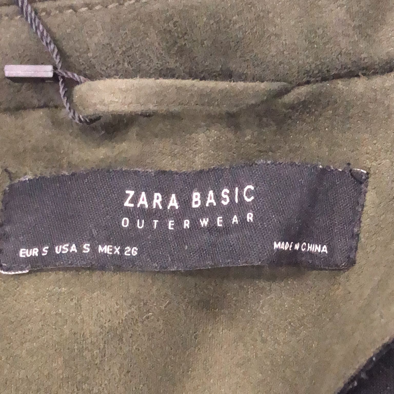 Zara Basic