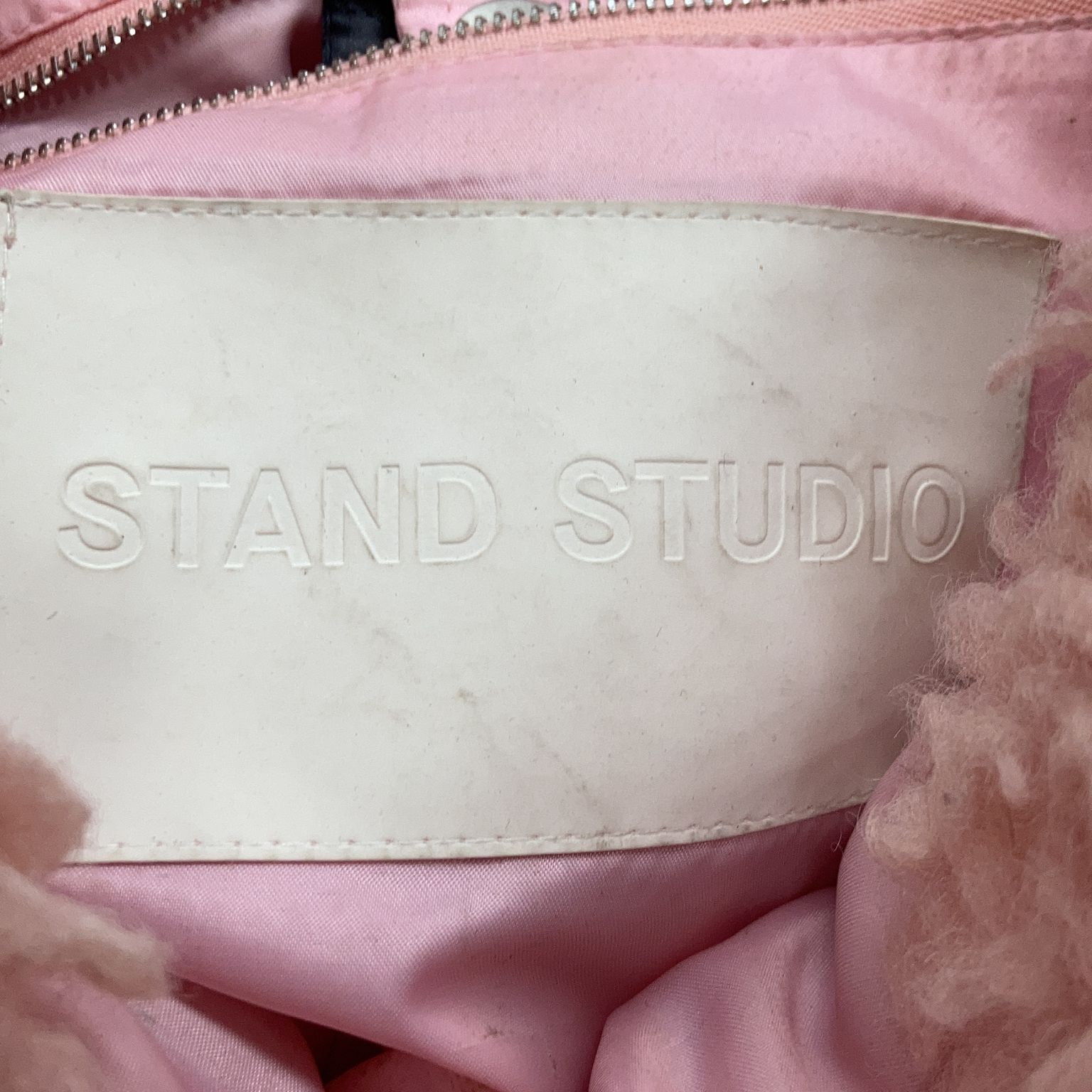 Stand Studio