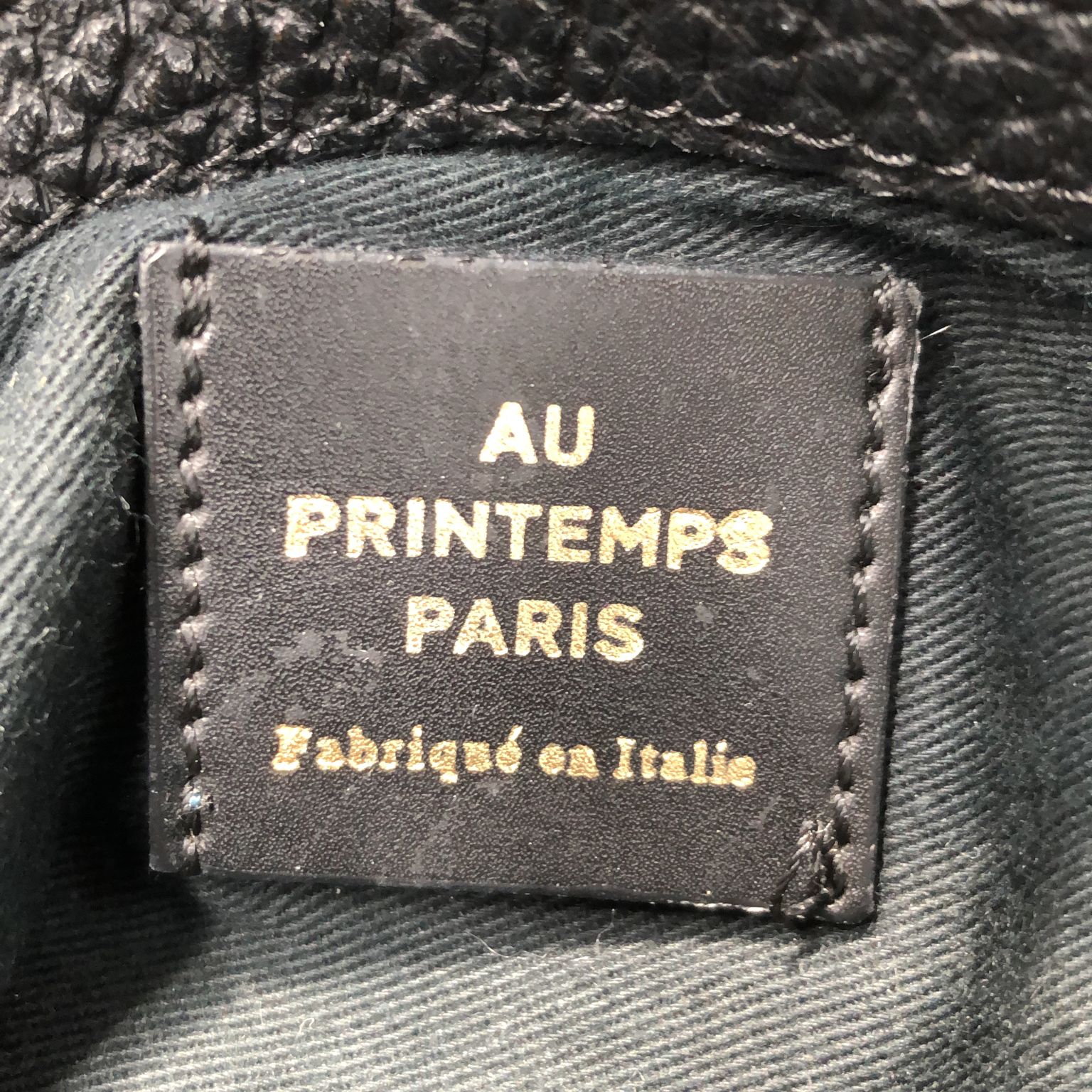 Au Printemps Paris