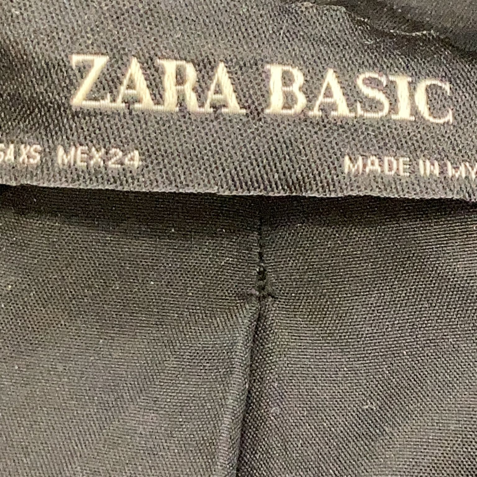 Zara Basic