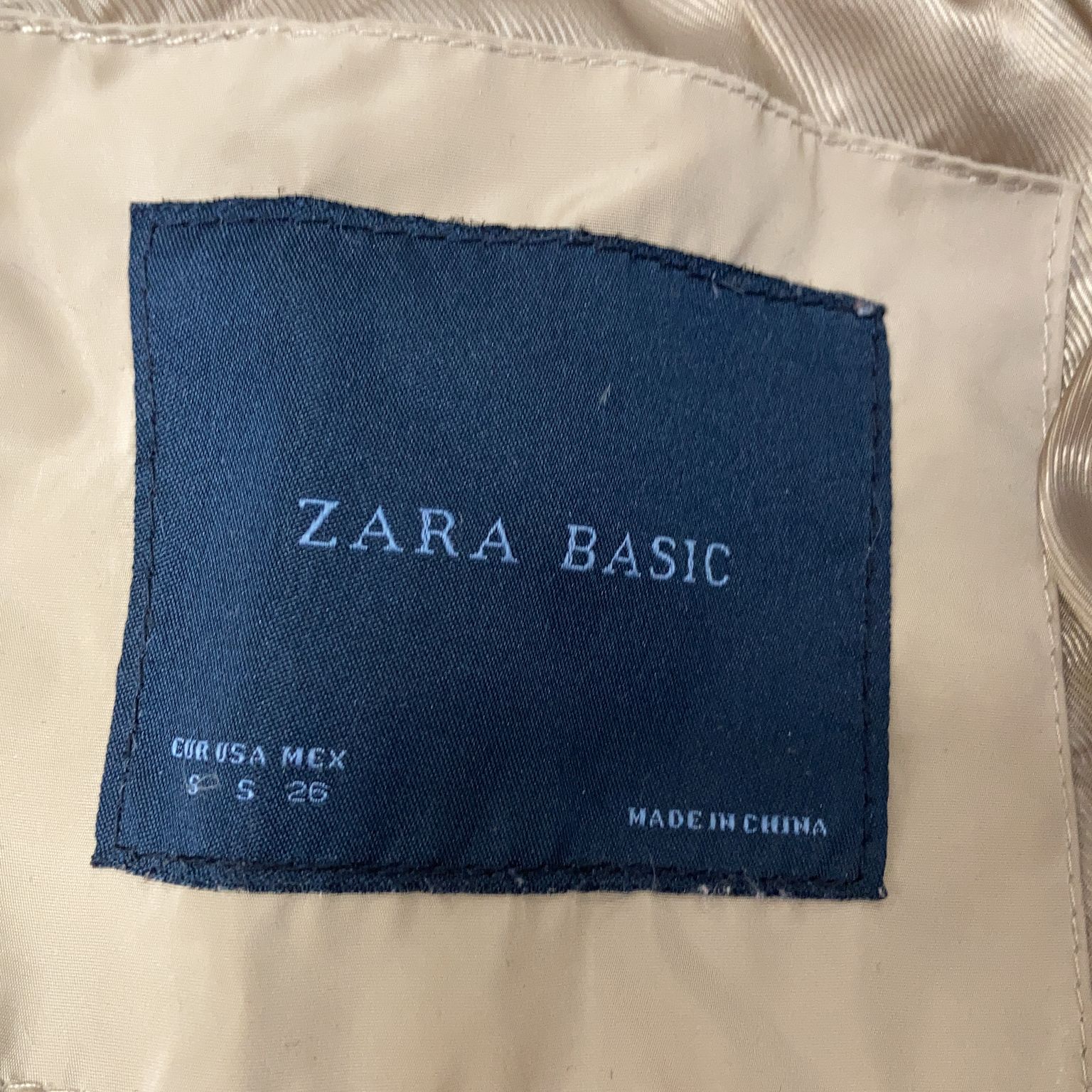 Zara Basic