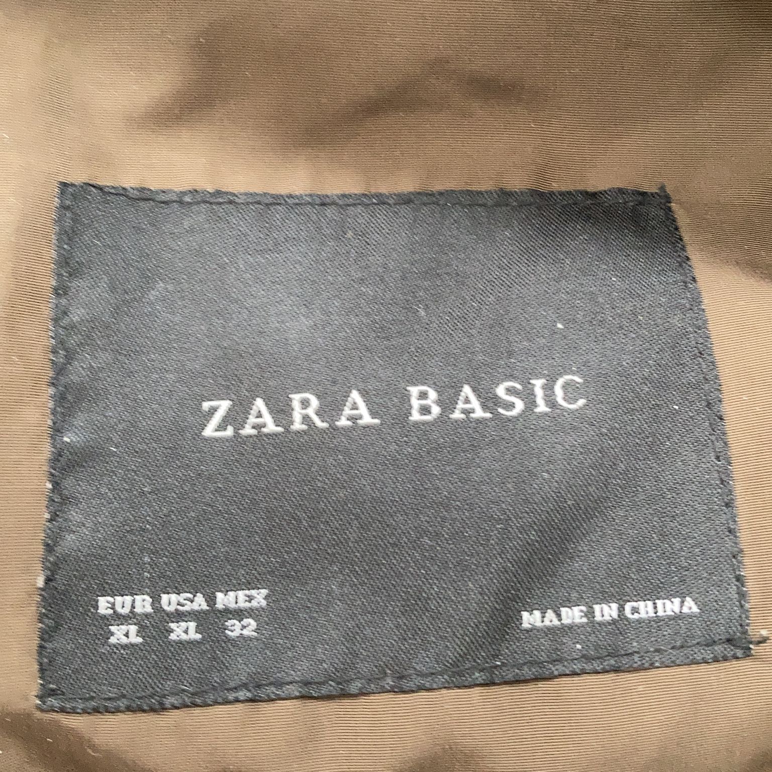 Zara Basic