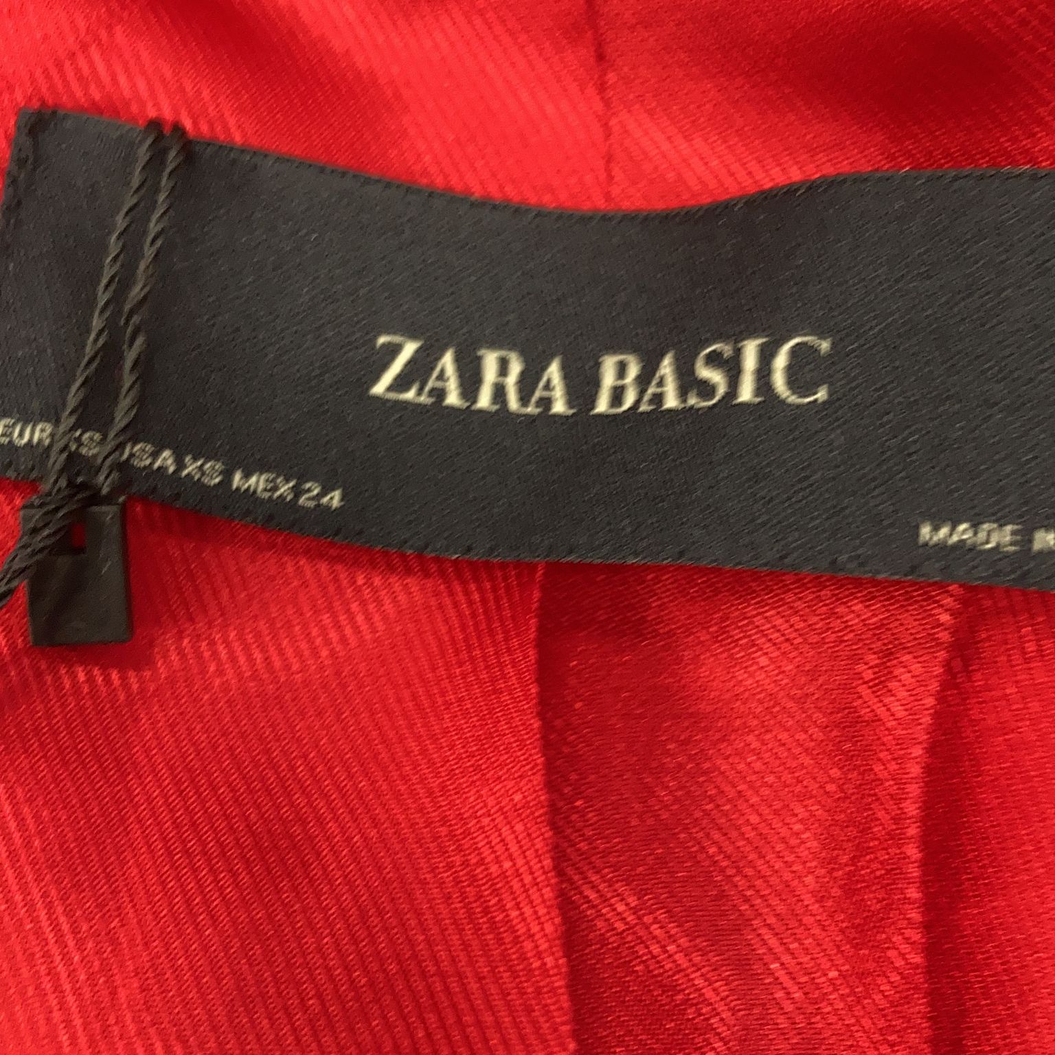 Zara Basic