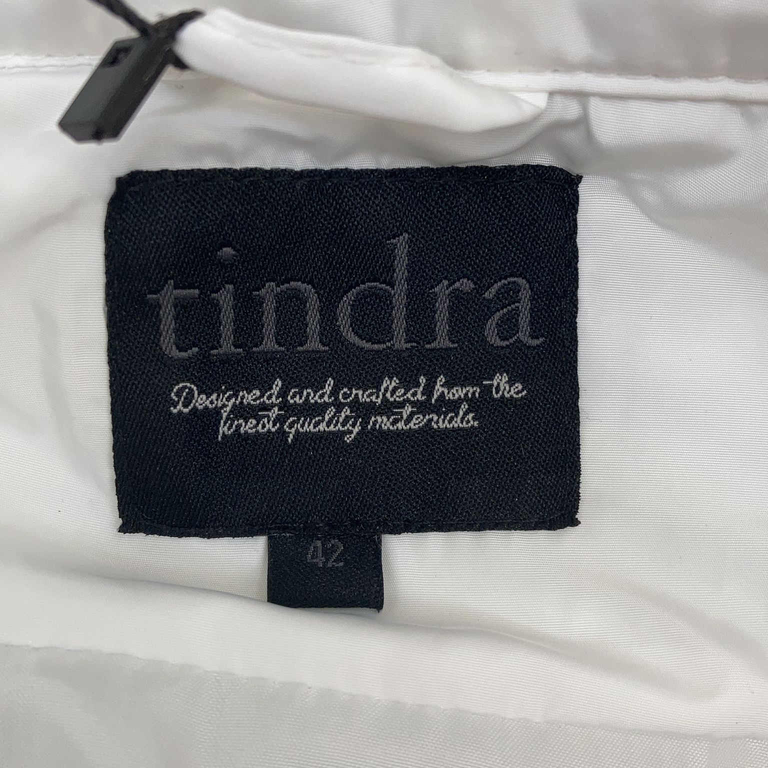 Tindra