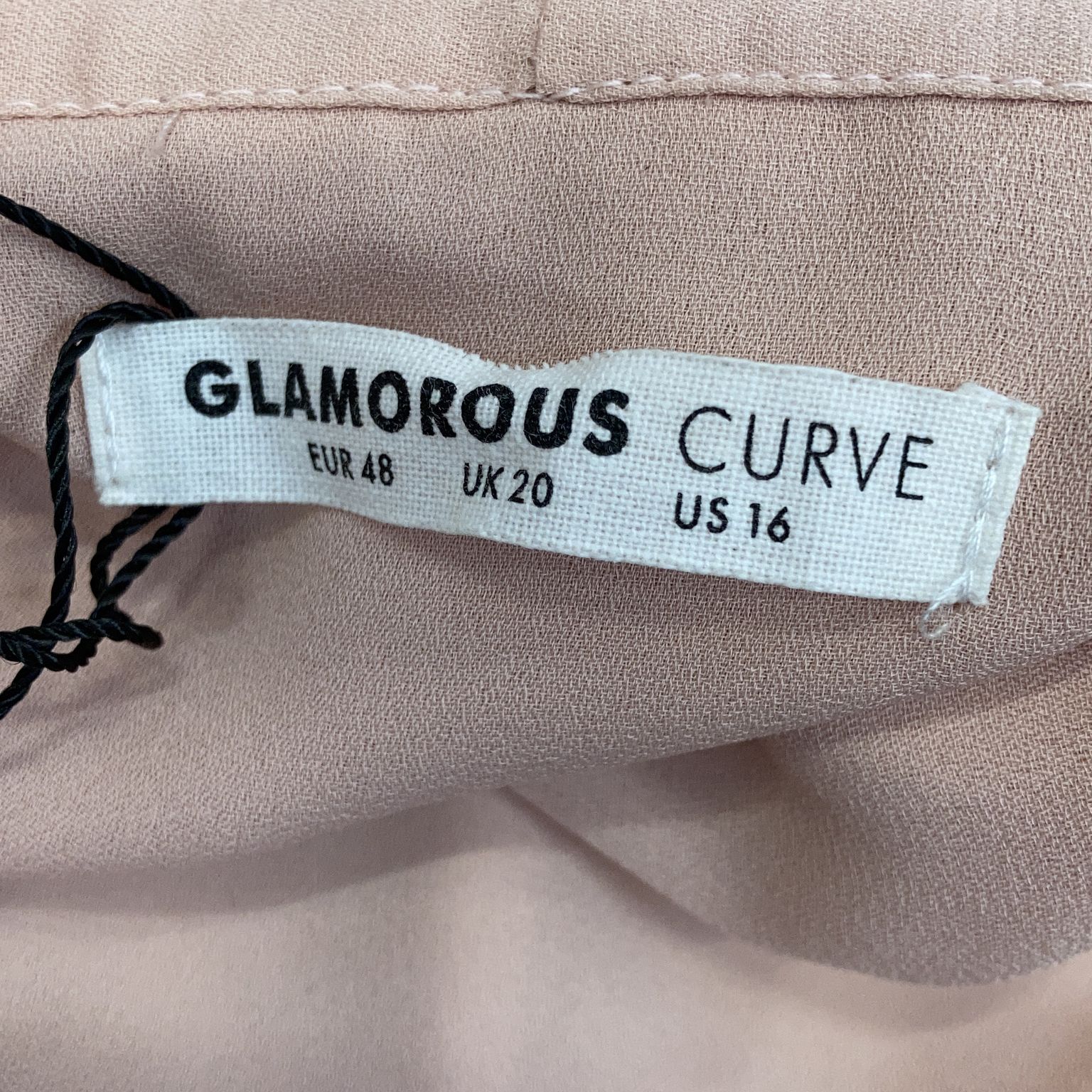 Glamorous Curve