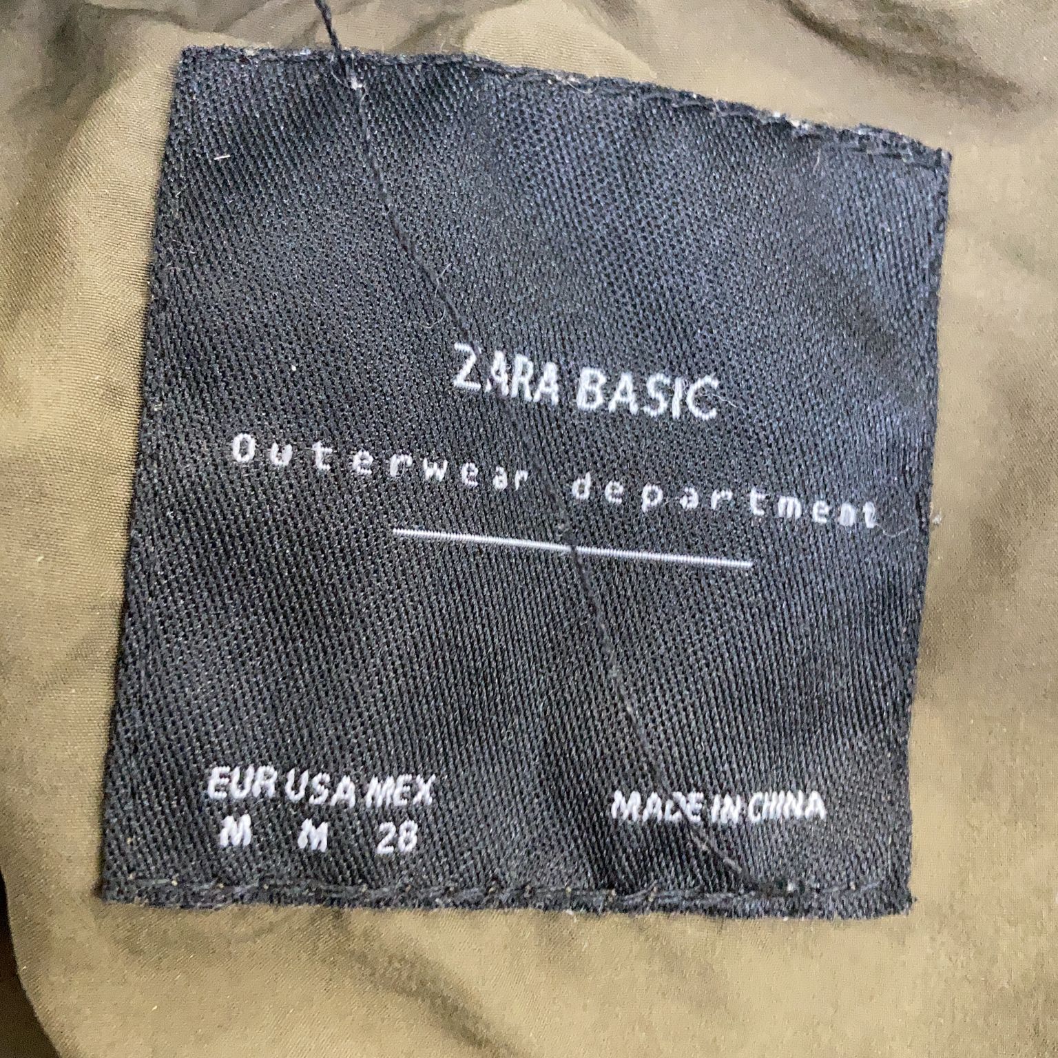 Zara Basic