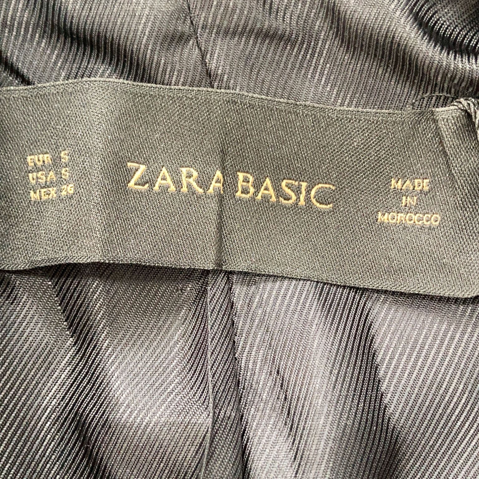 Zara Basic