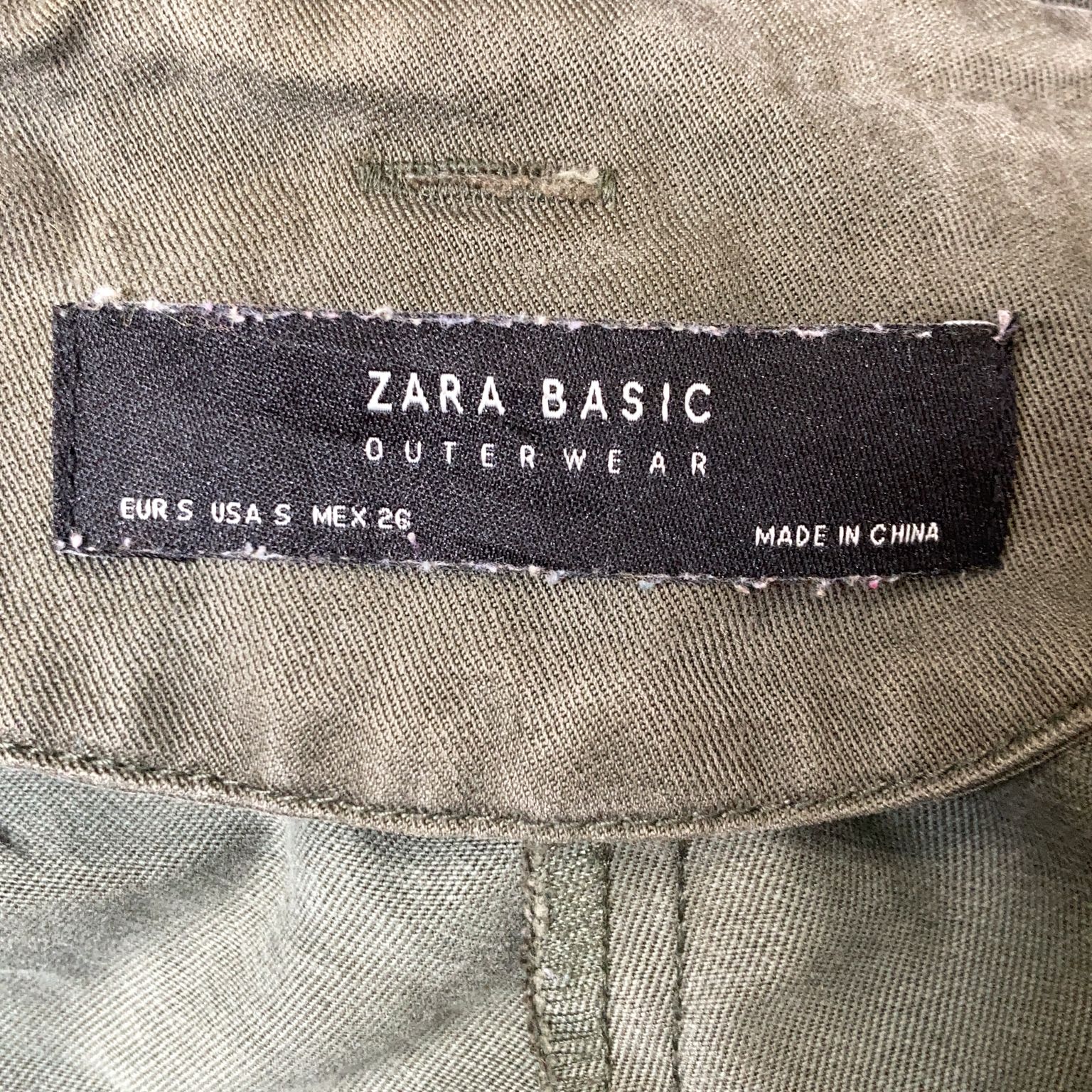 Zara Basic