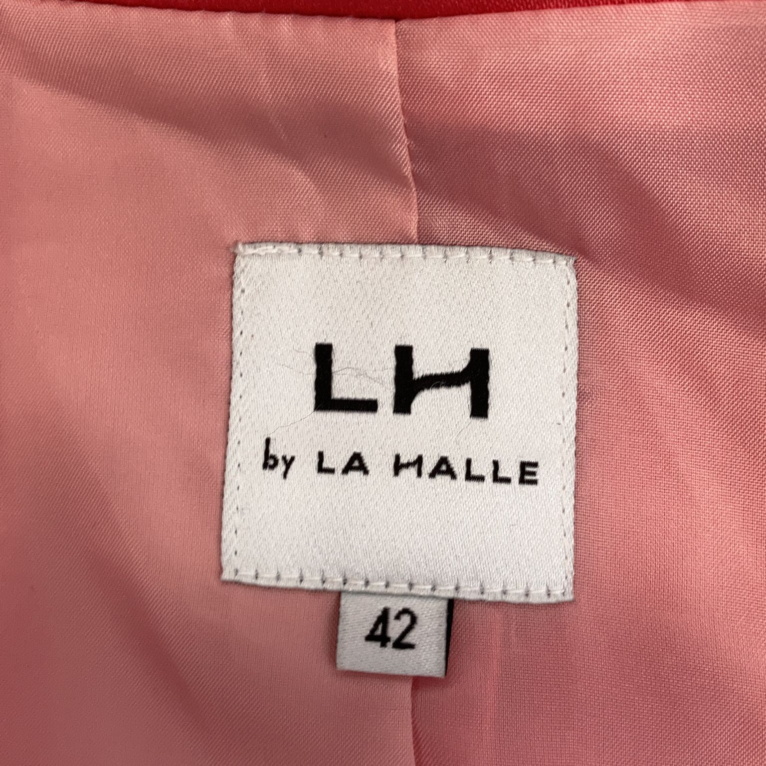 LH by La Halle