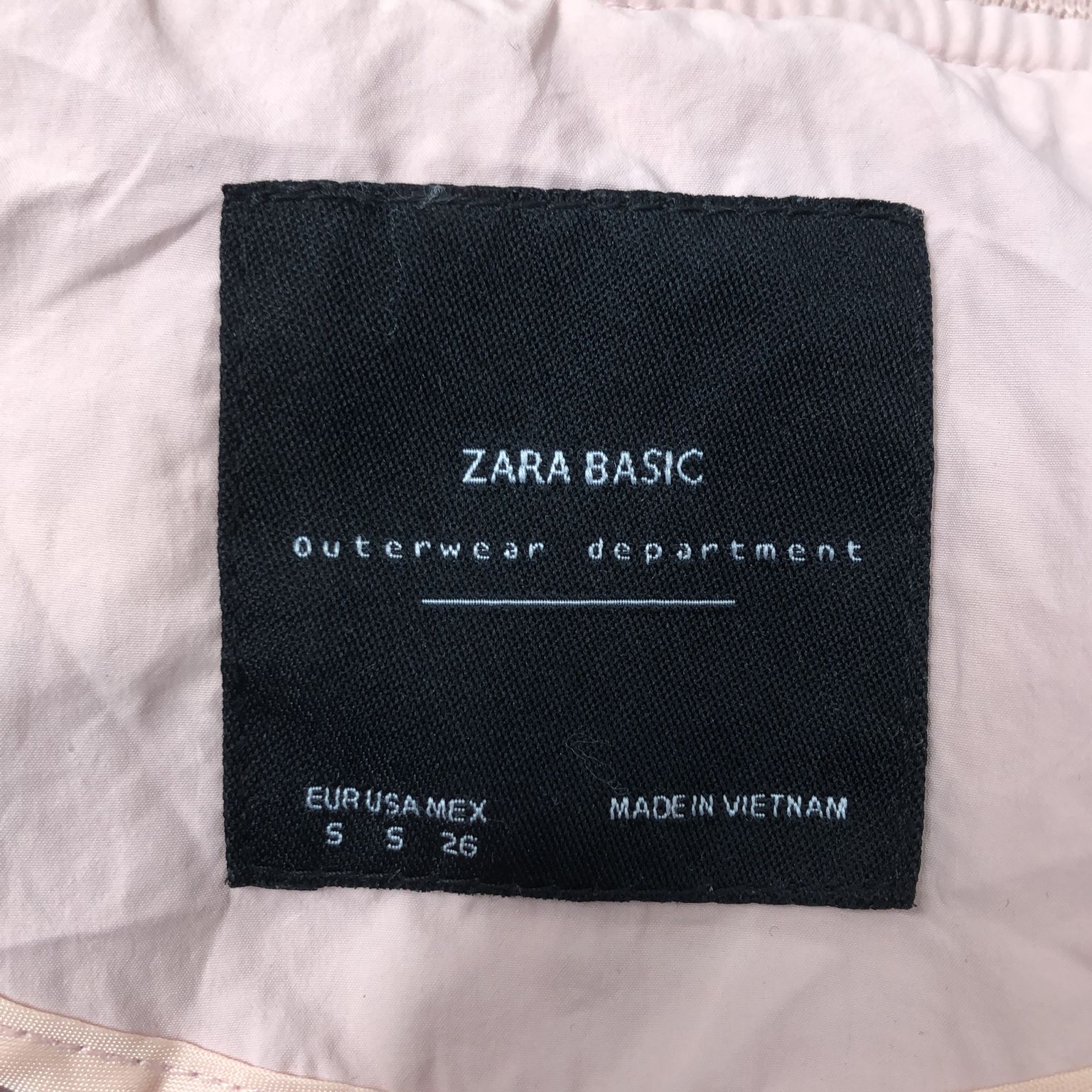 Zara Basic