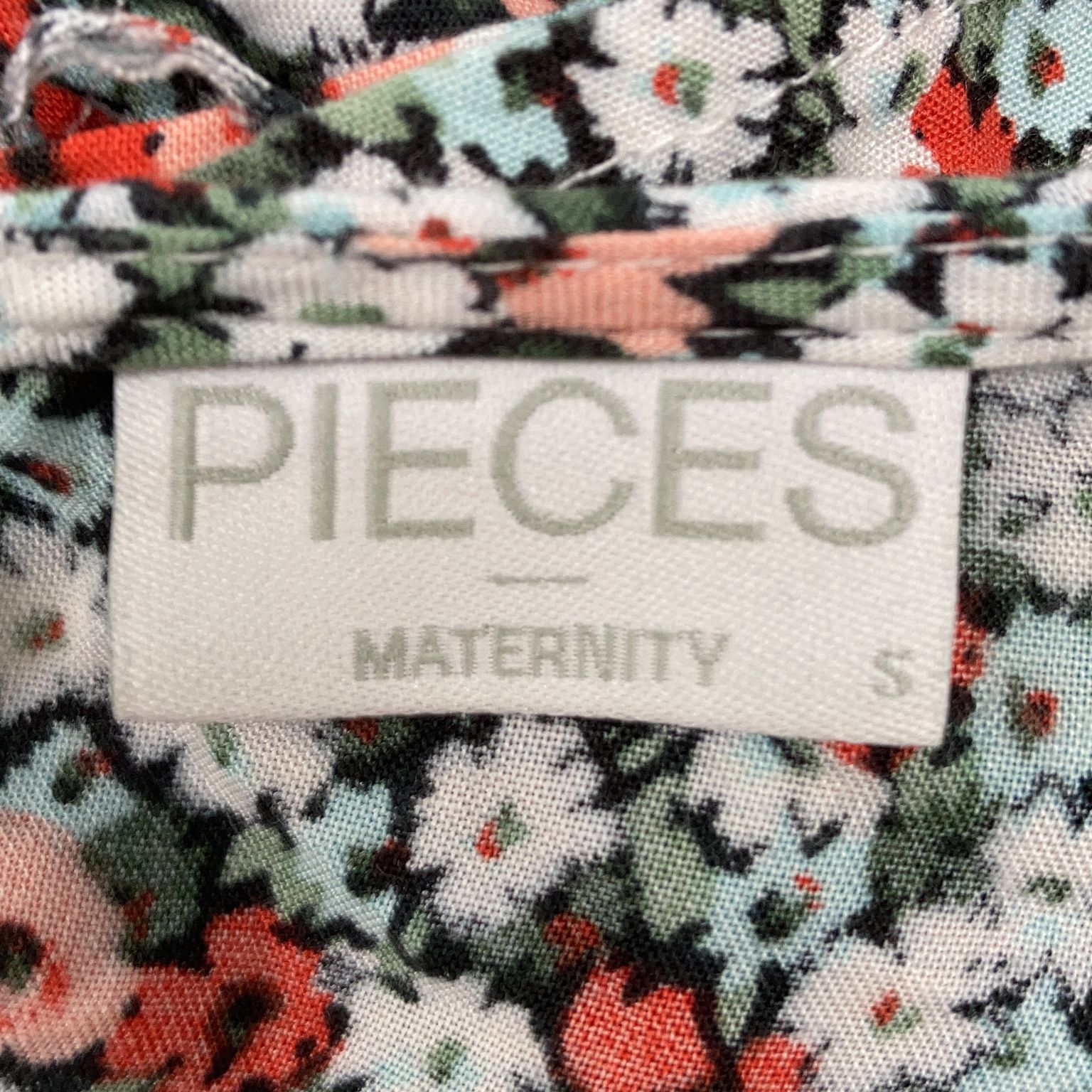 Pieces Maternity