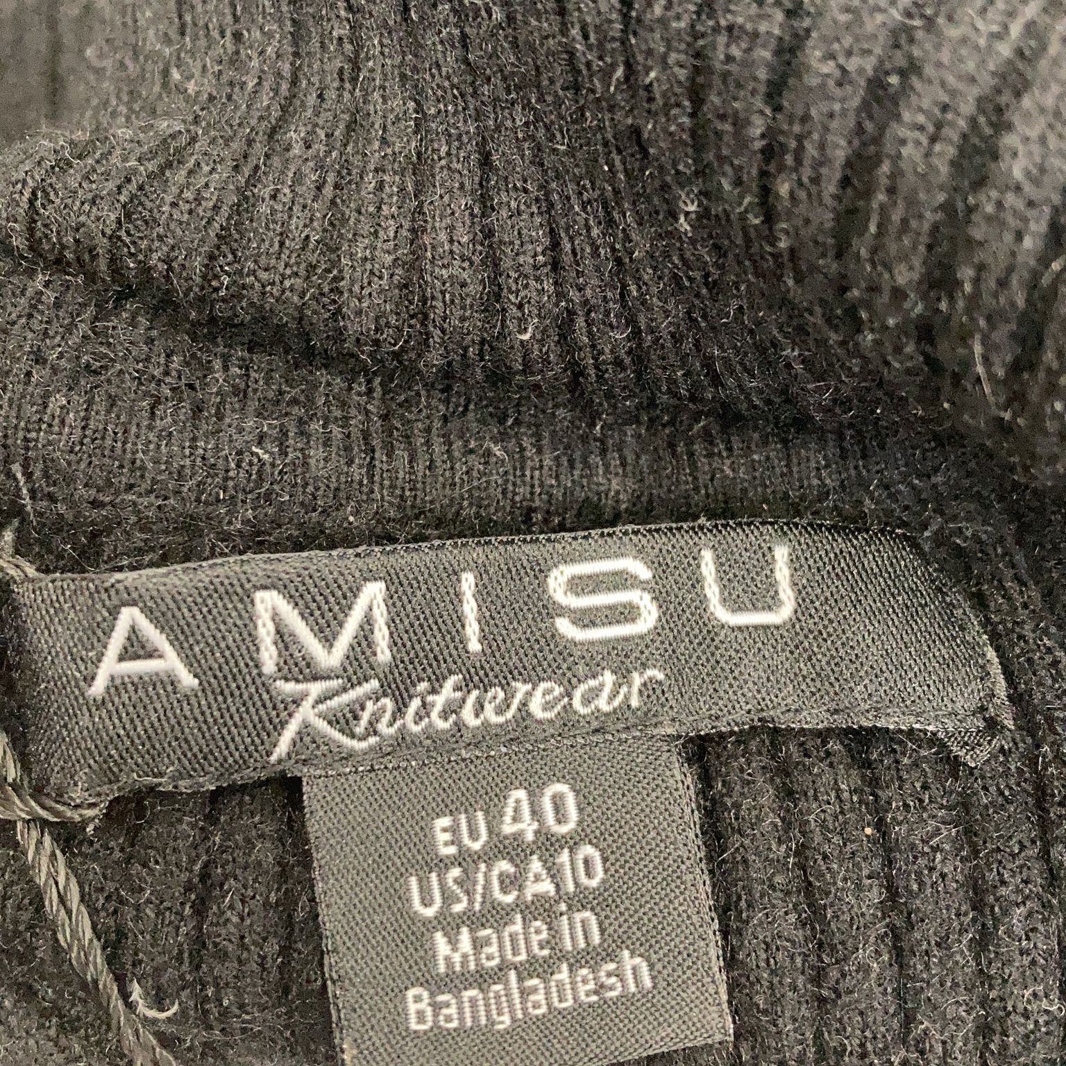 Amisu Knitwear