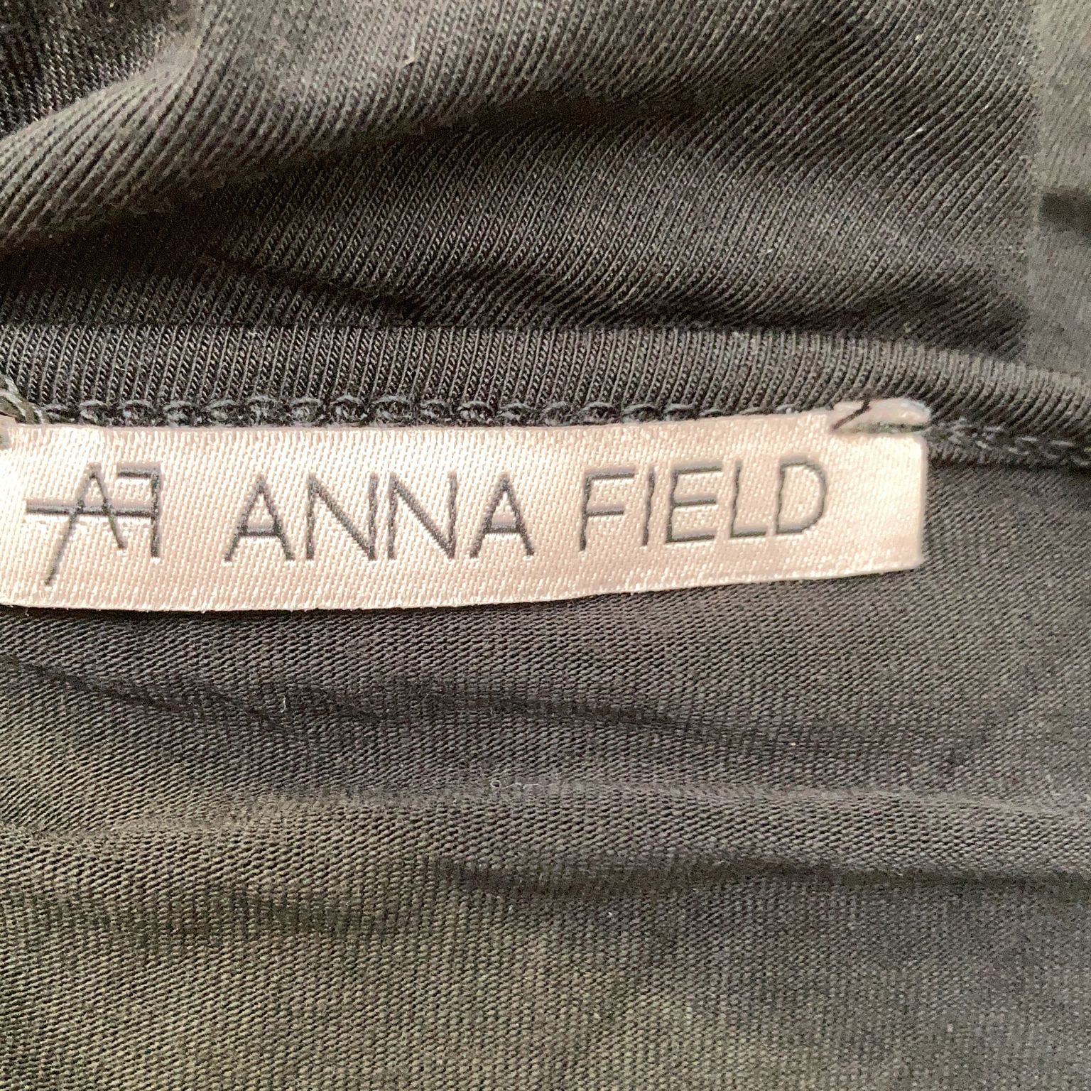 Anna Field