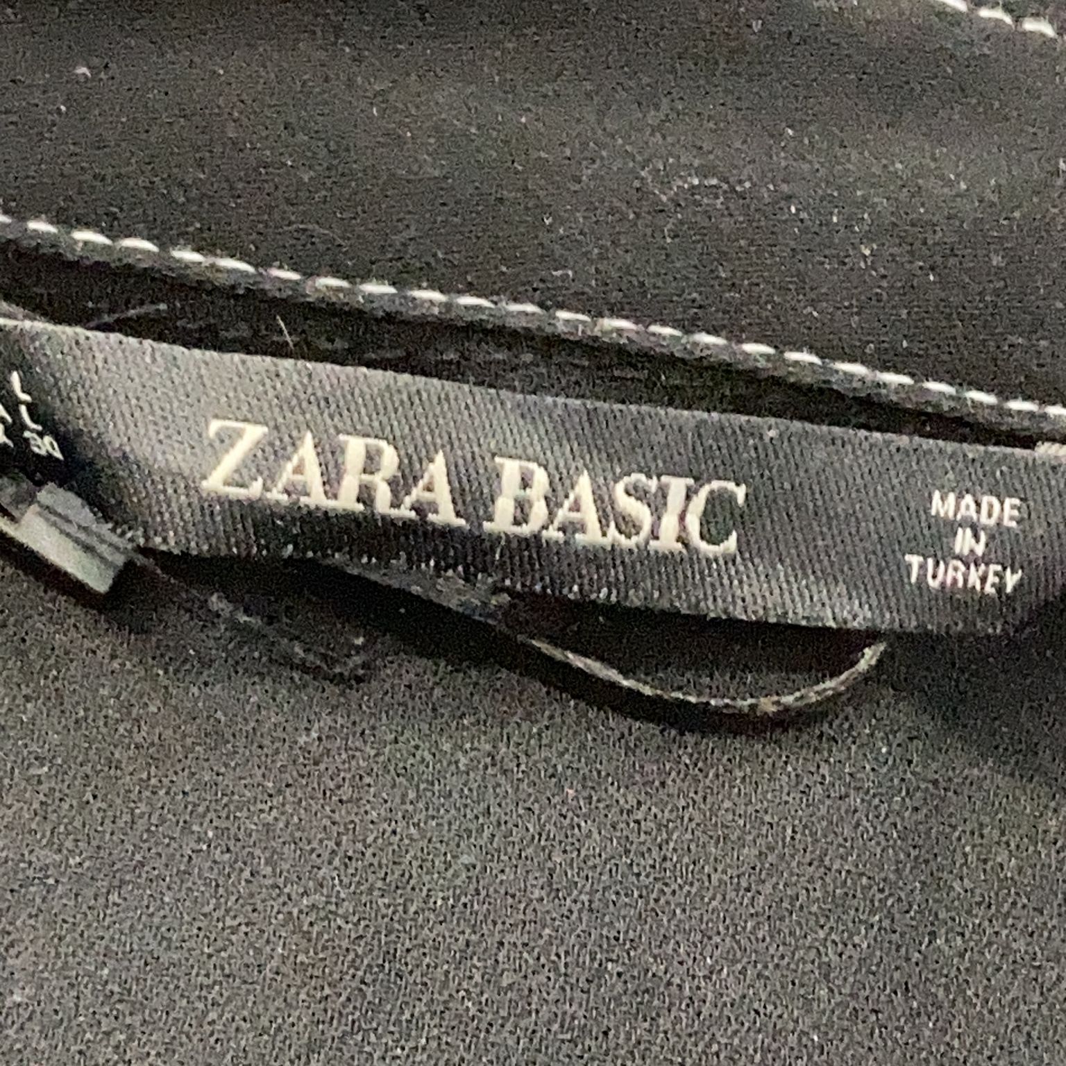 Zara Basic