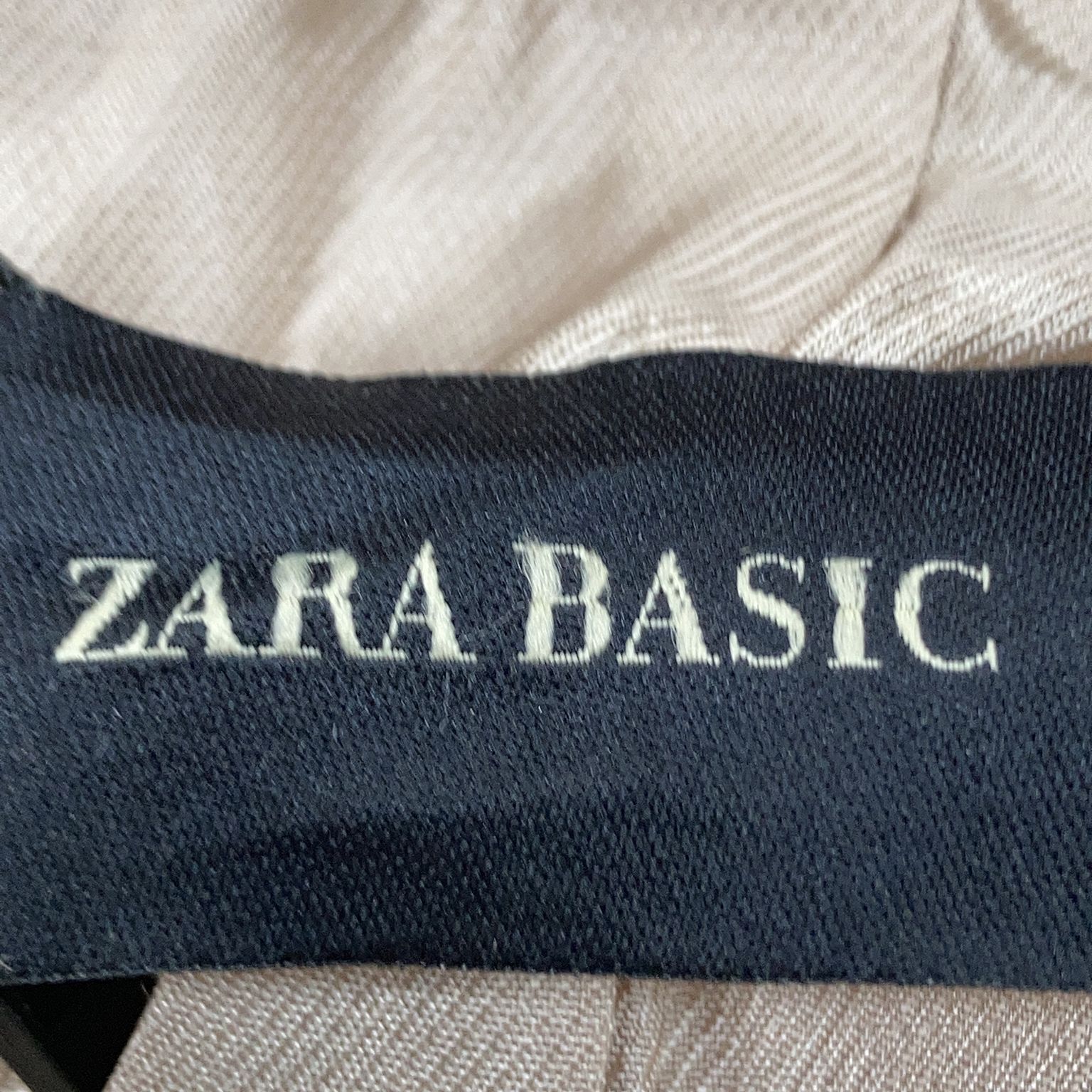 Zara Basic