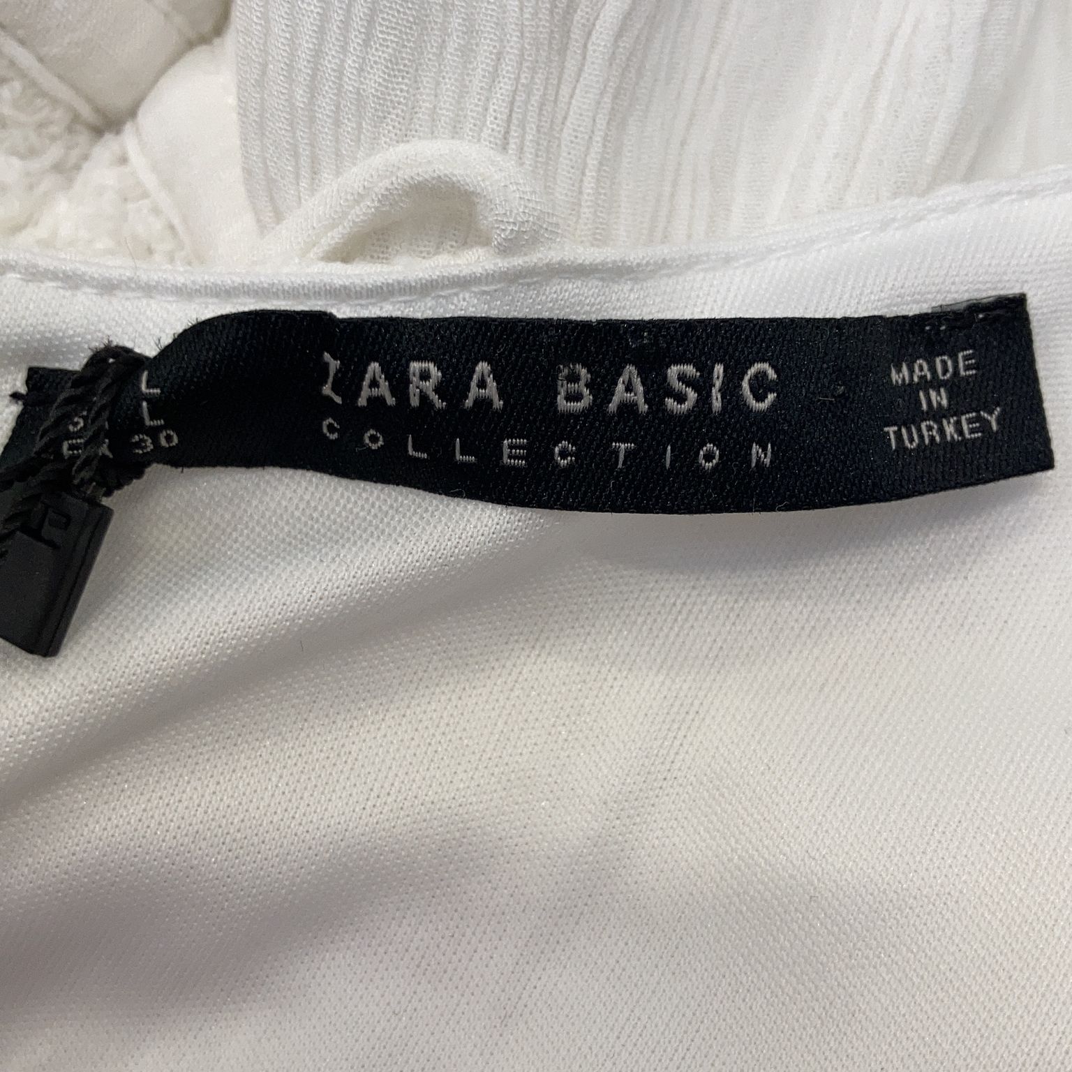 Zara Basic