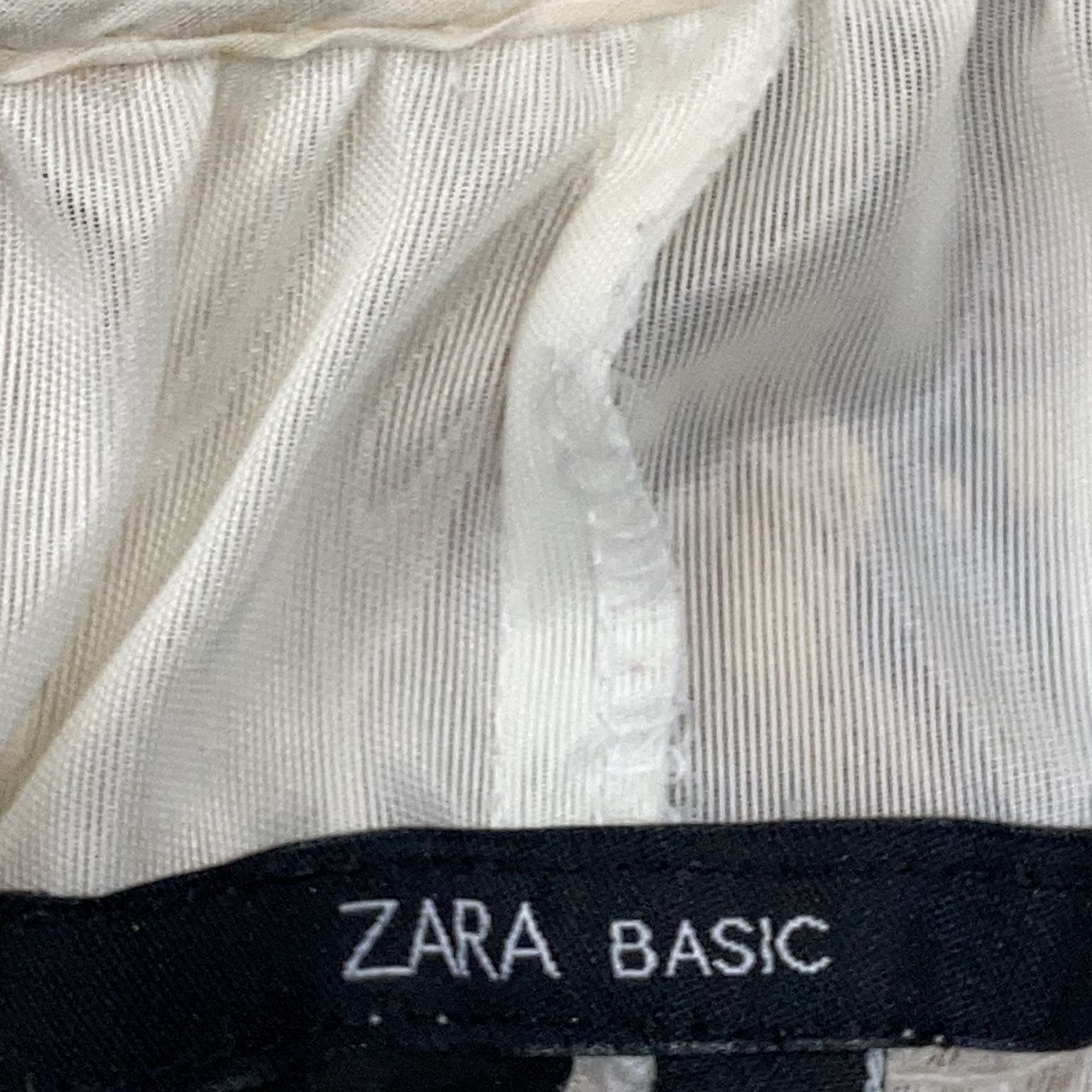 Zara Basic