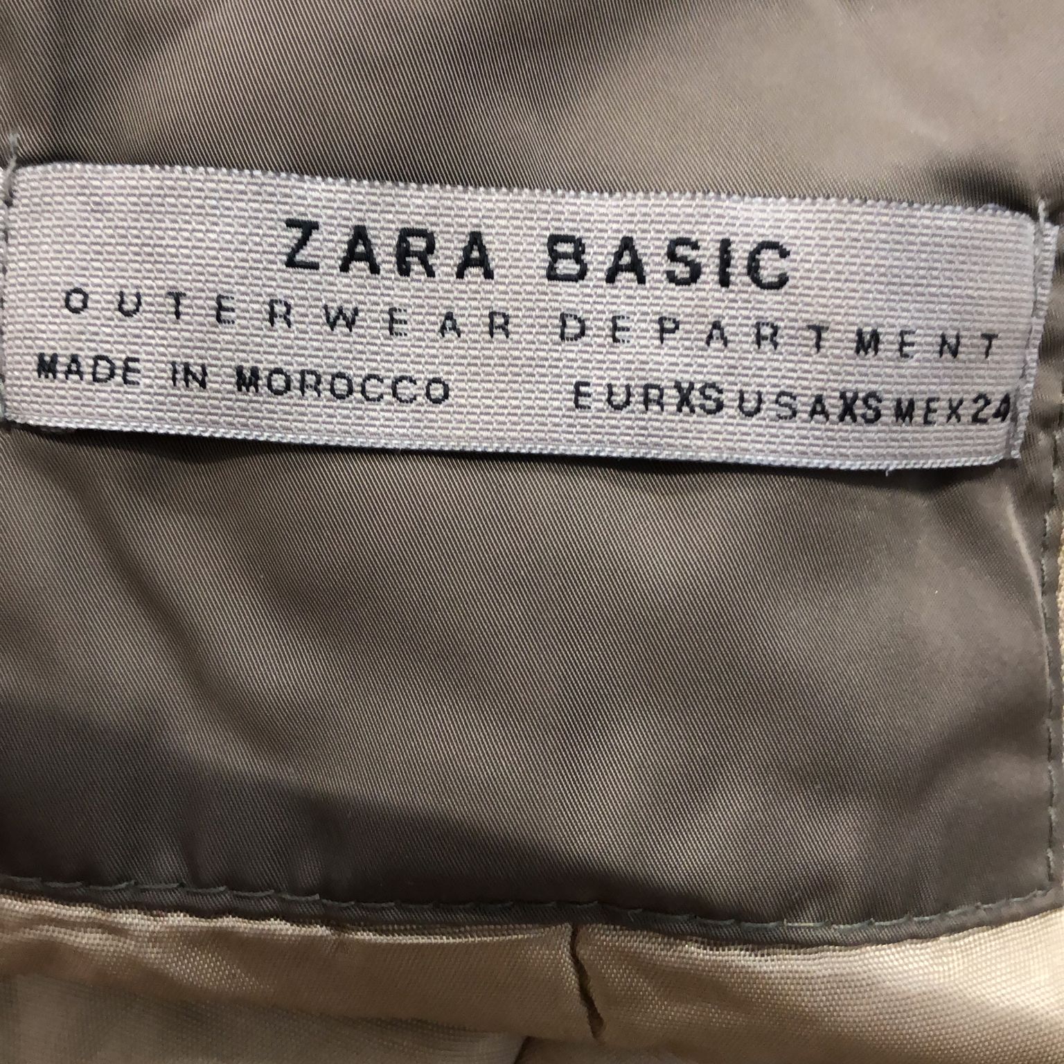 Zara Basic