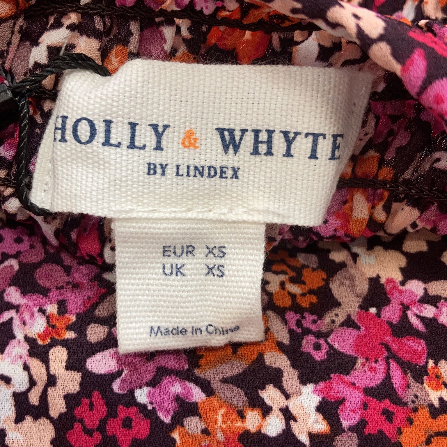 Holly  Whyte by Lindex