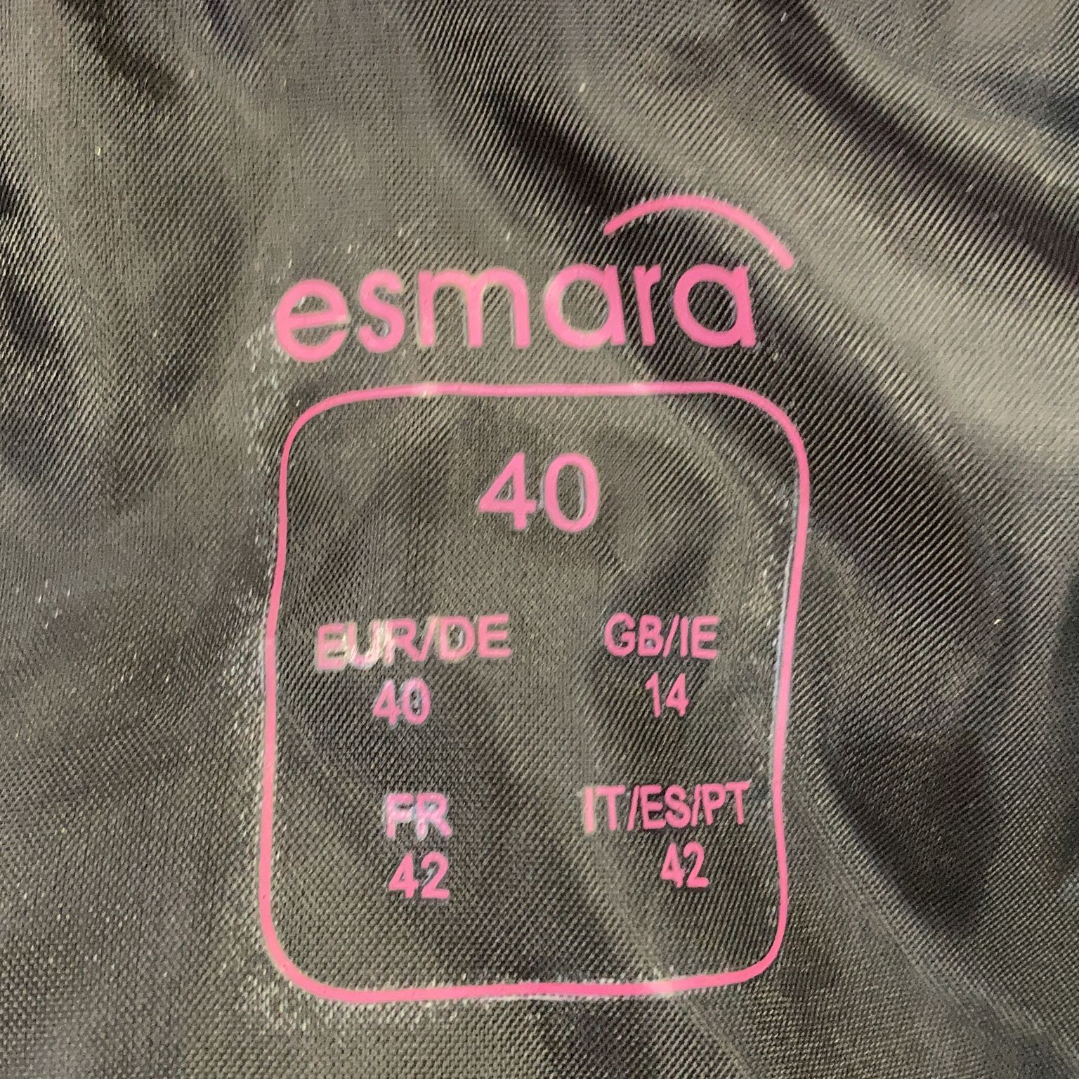 Esmara