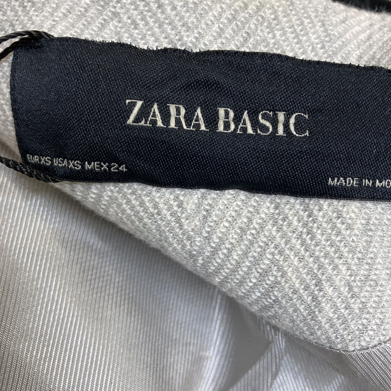 Zara Basic