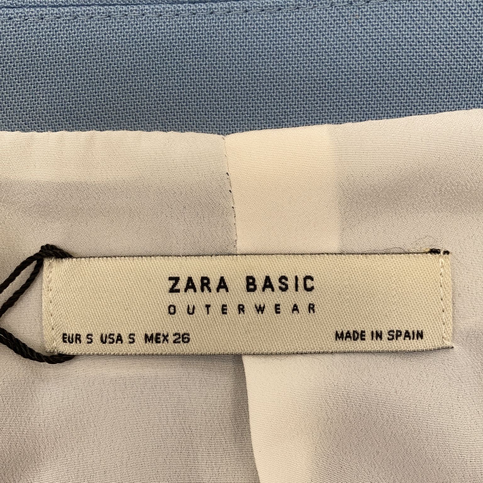 Zara Basic