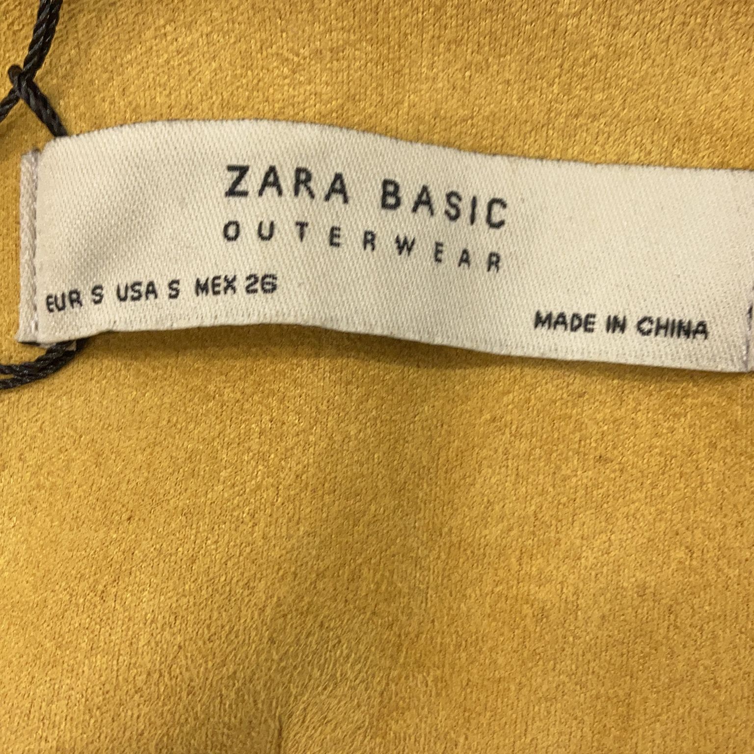 Zara Basic