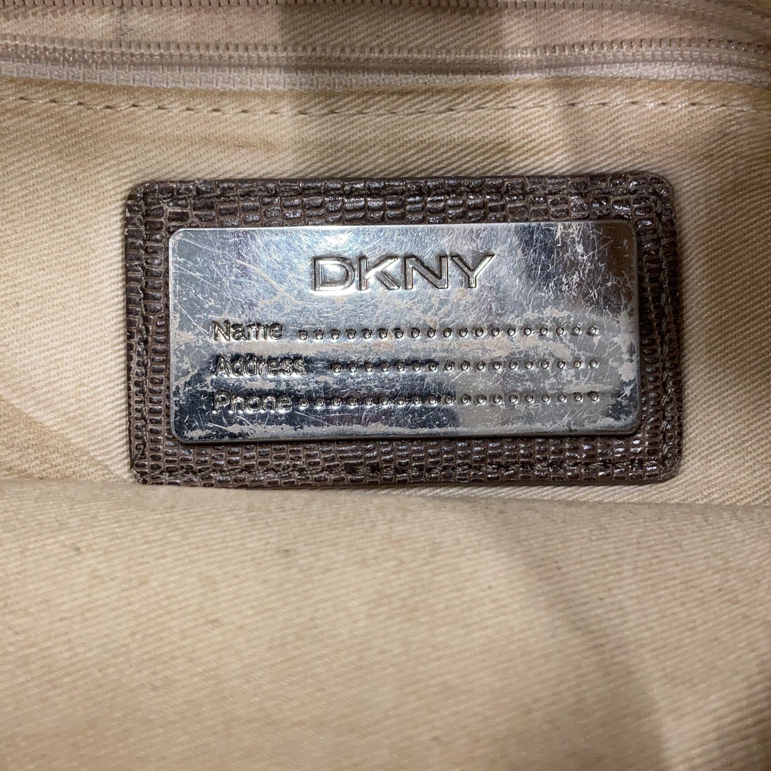 DKNY