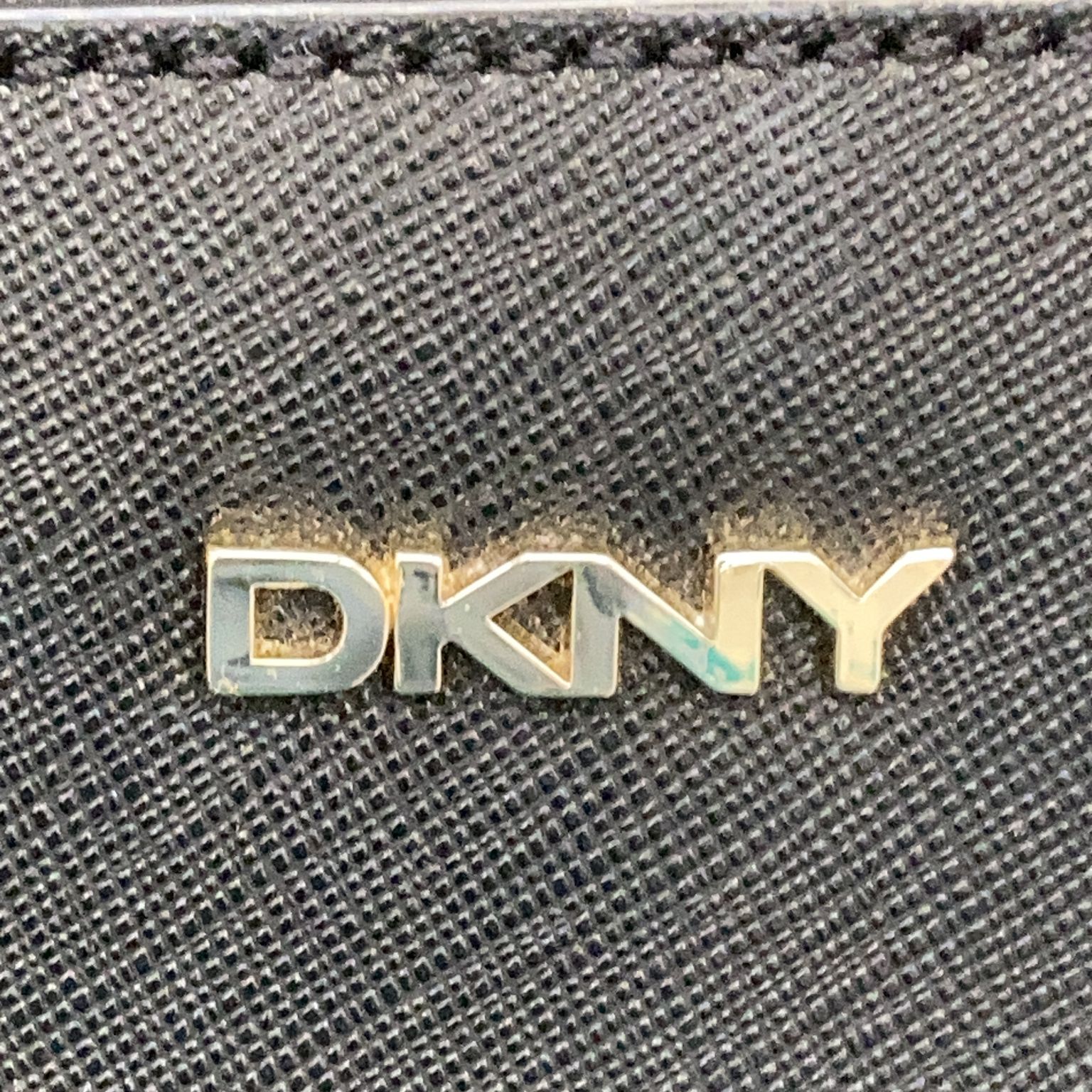 DKNY