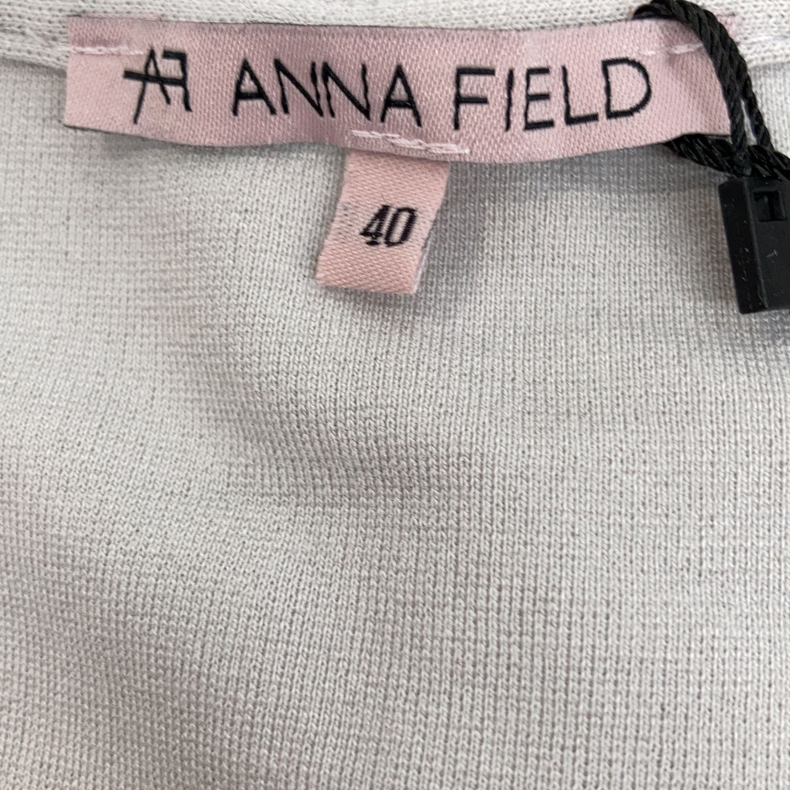 Anna Field